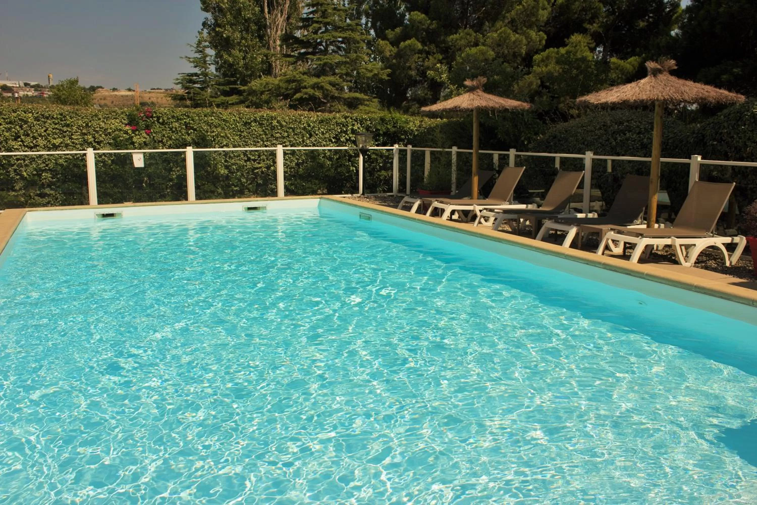 Swimming pool in ibis Marseille Provence Aéroport