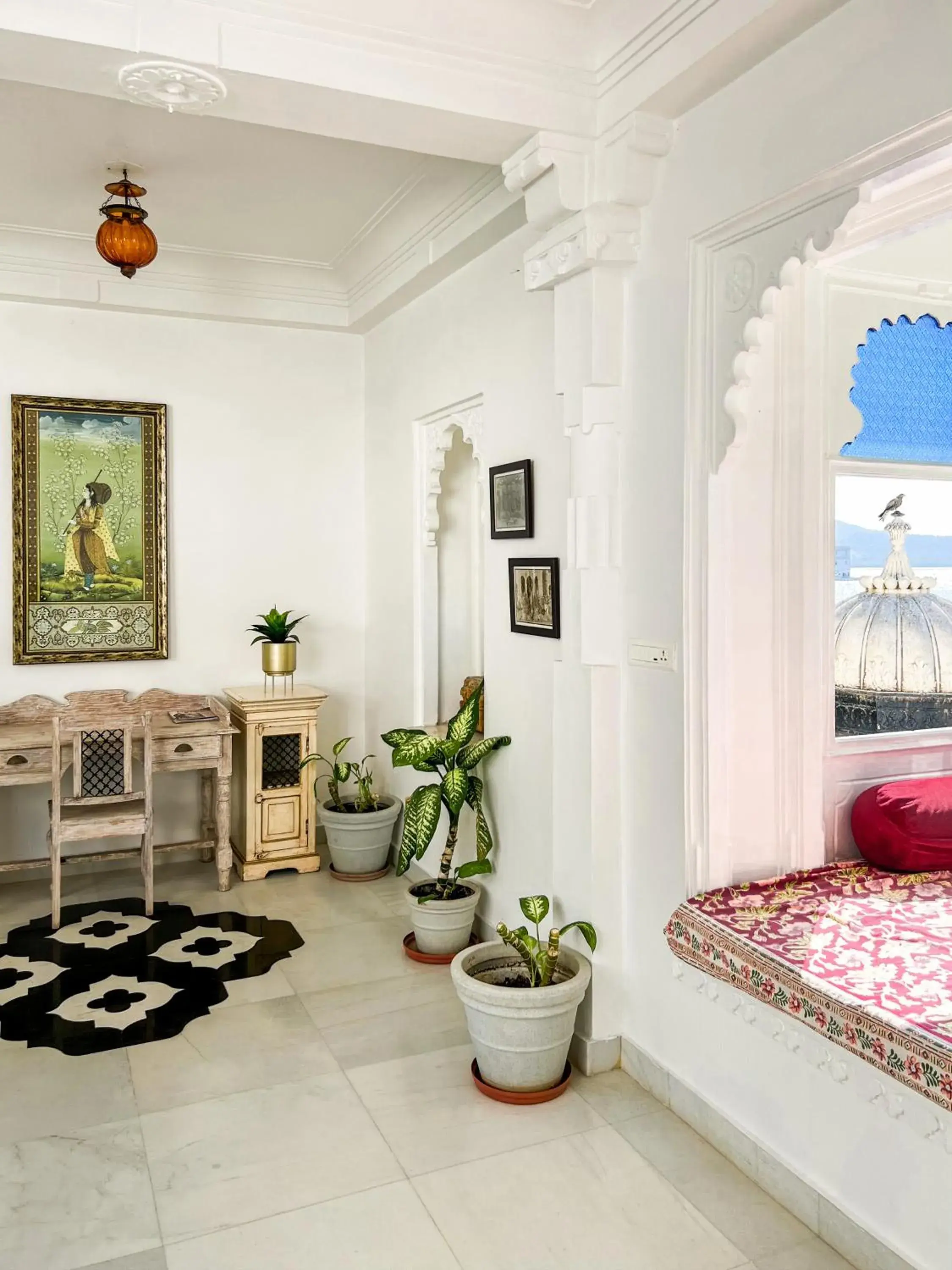 Seating area in Jagat Niwas Palace Hotel