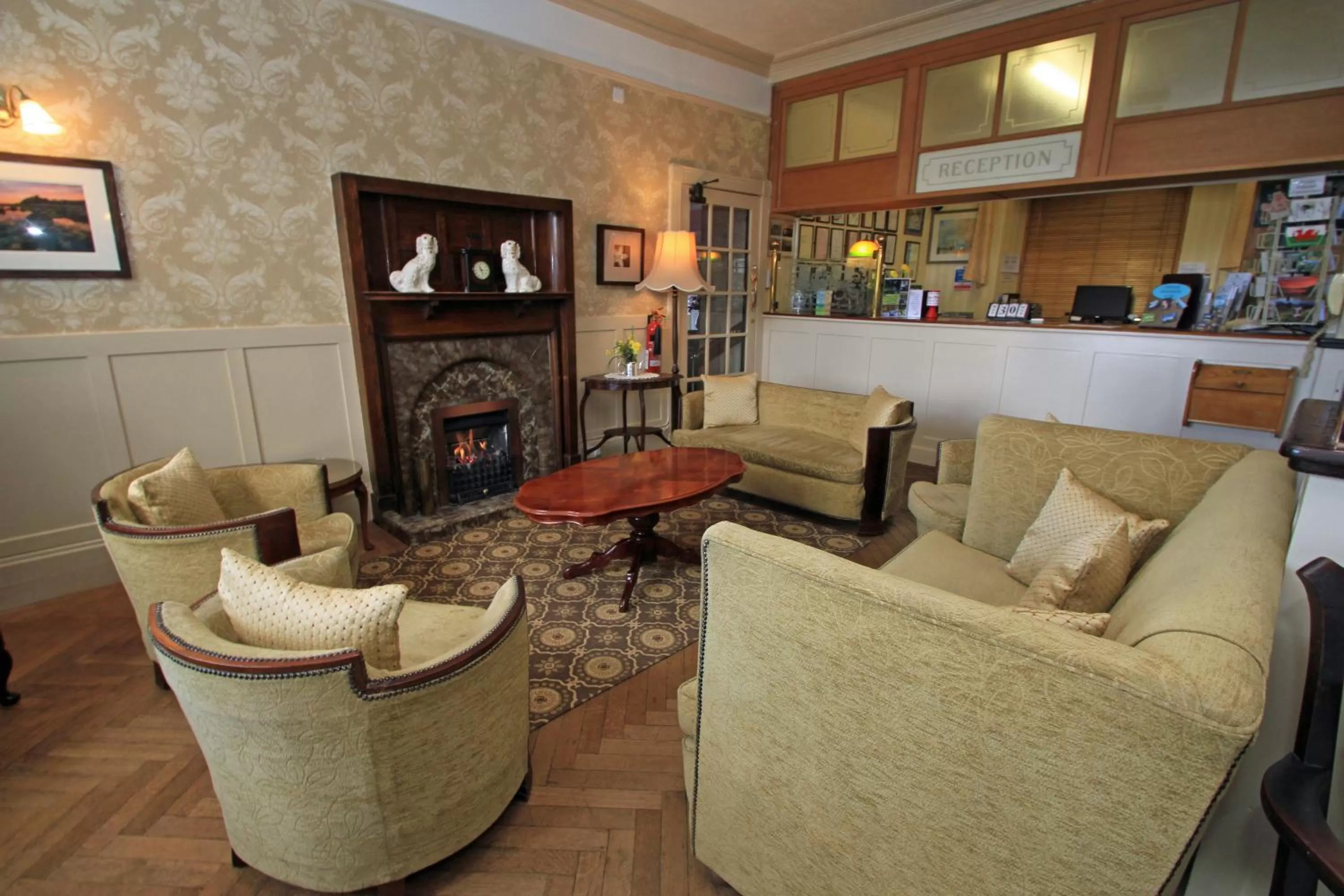 Lobby or reception in Lion Hotel & Studio Apartments