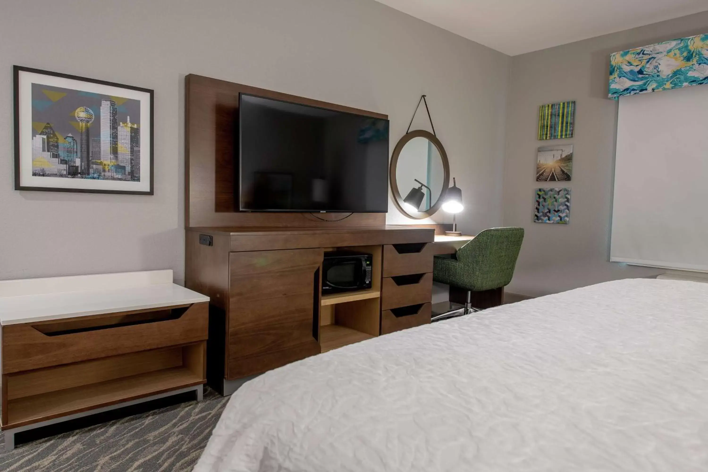 Bedroom, Bed in Hampton Inn & Suites Duncanville Dallas, Tx