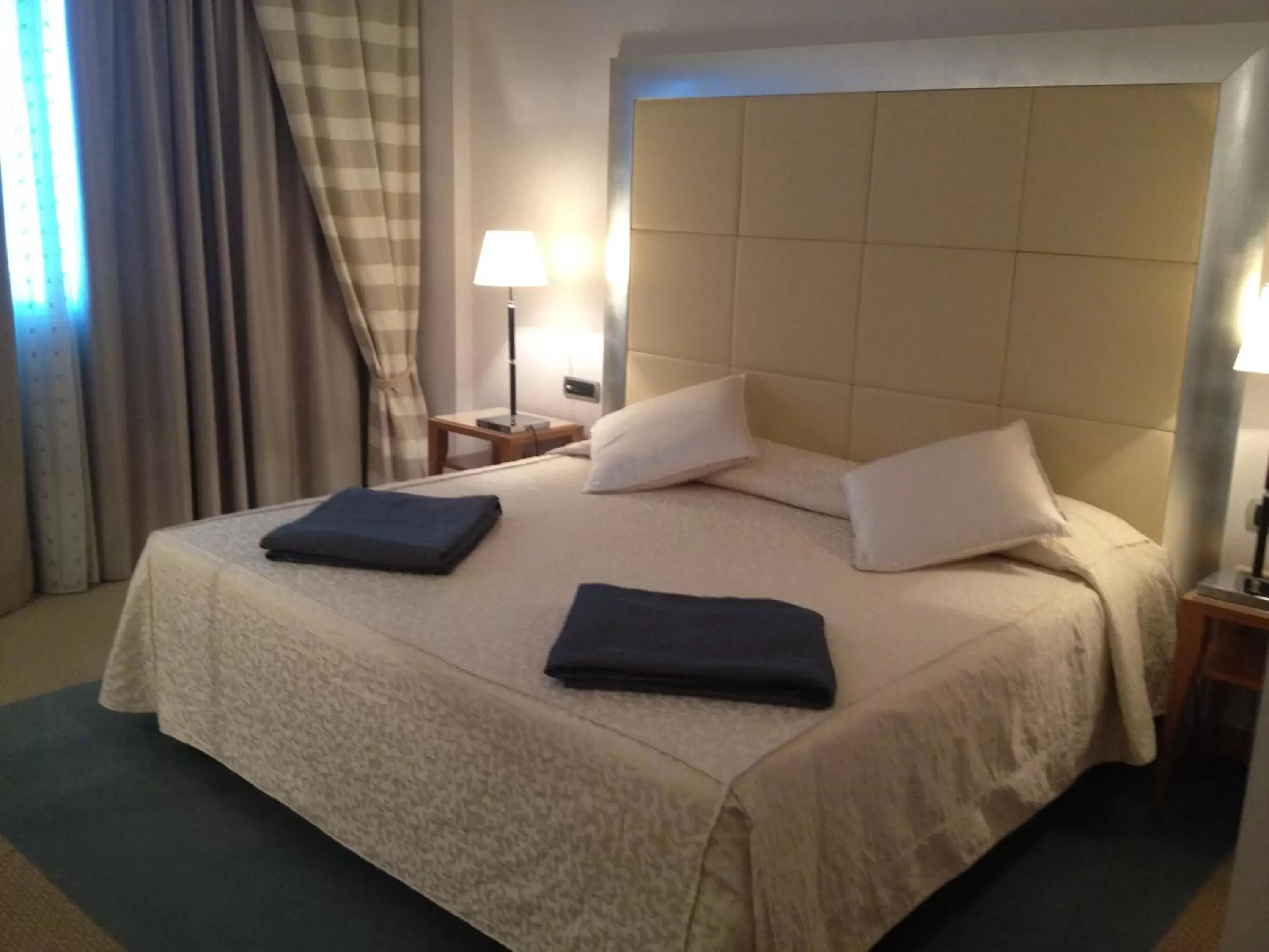 Photo of the whole room, Bed in Papillo Hotels & Resorts Roma