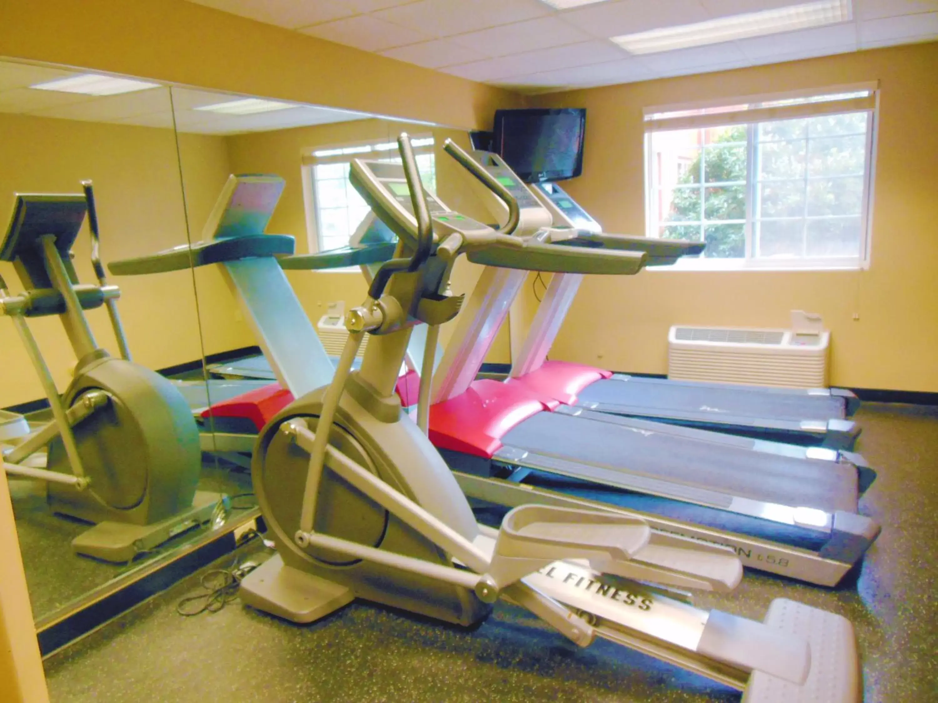 Fitness centre/facilities, Fitness Center/Facilities in Extended Stay America Suites - Secaucus - New York City Area