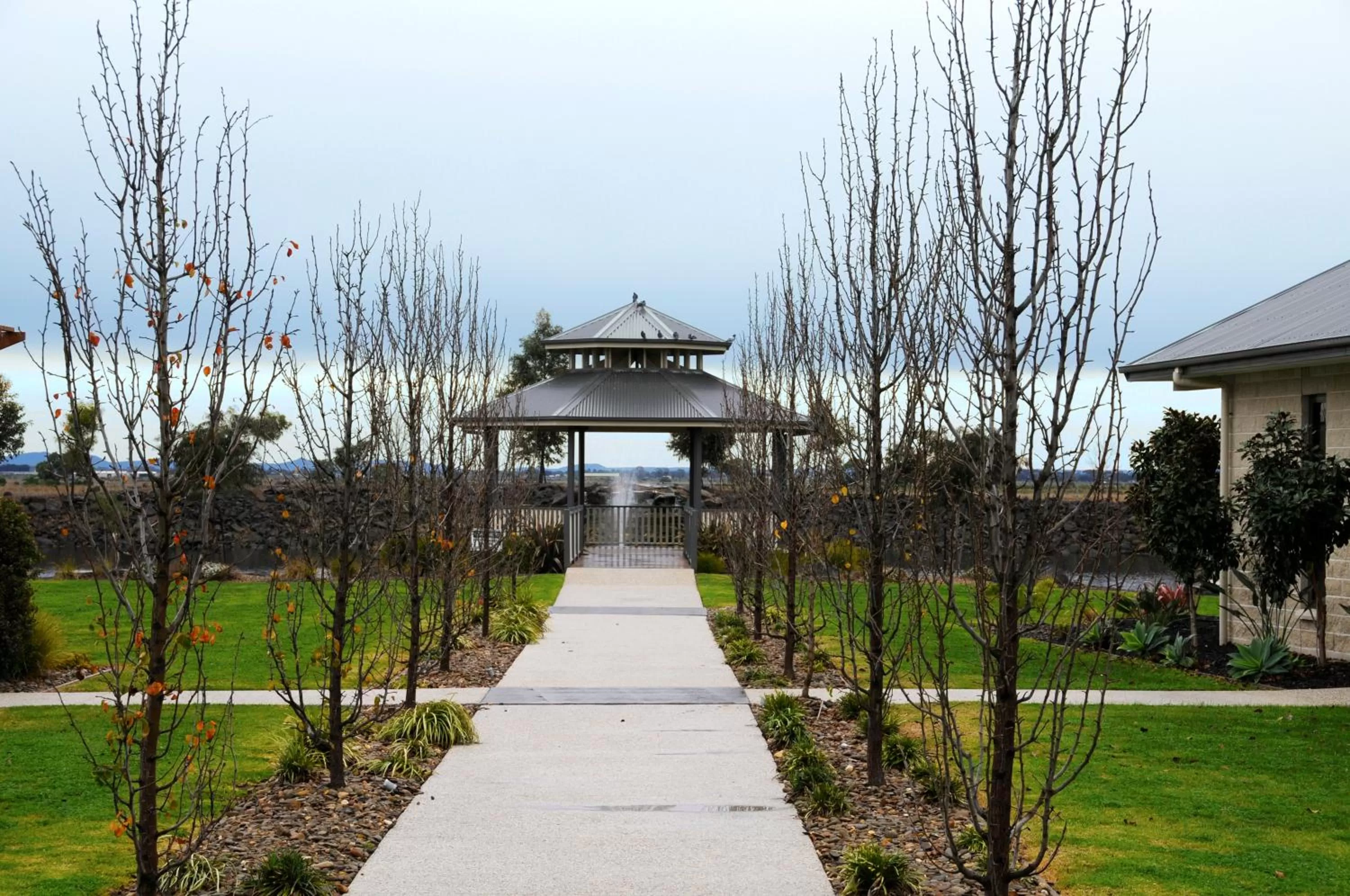Garden in Quality Hotel Point Cook