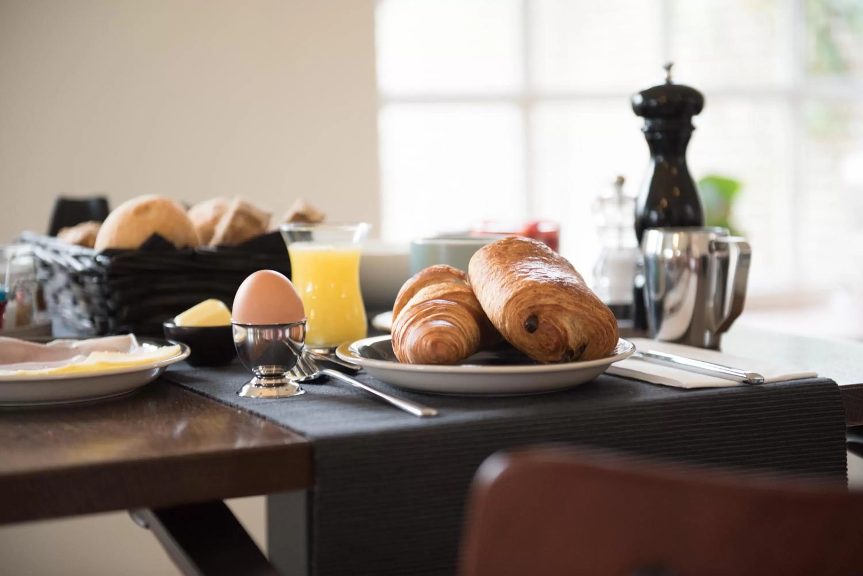 Dining area in Enroute367