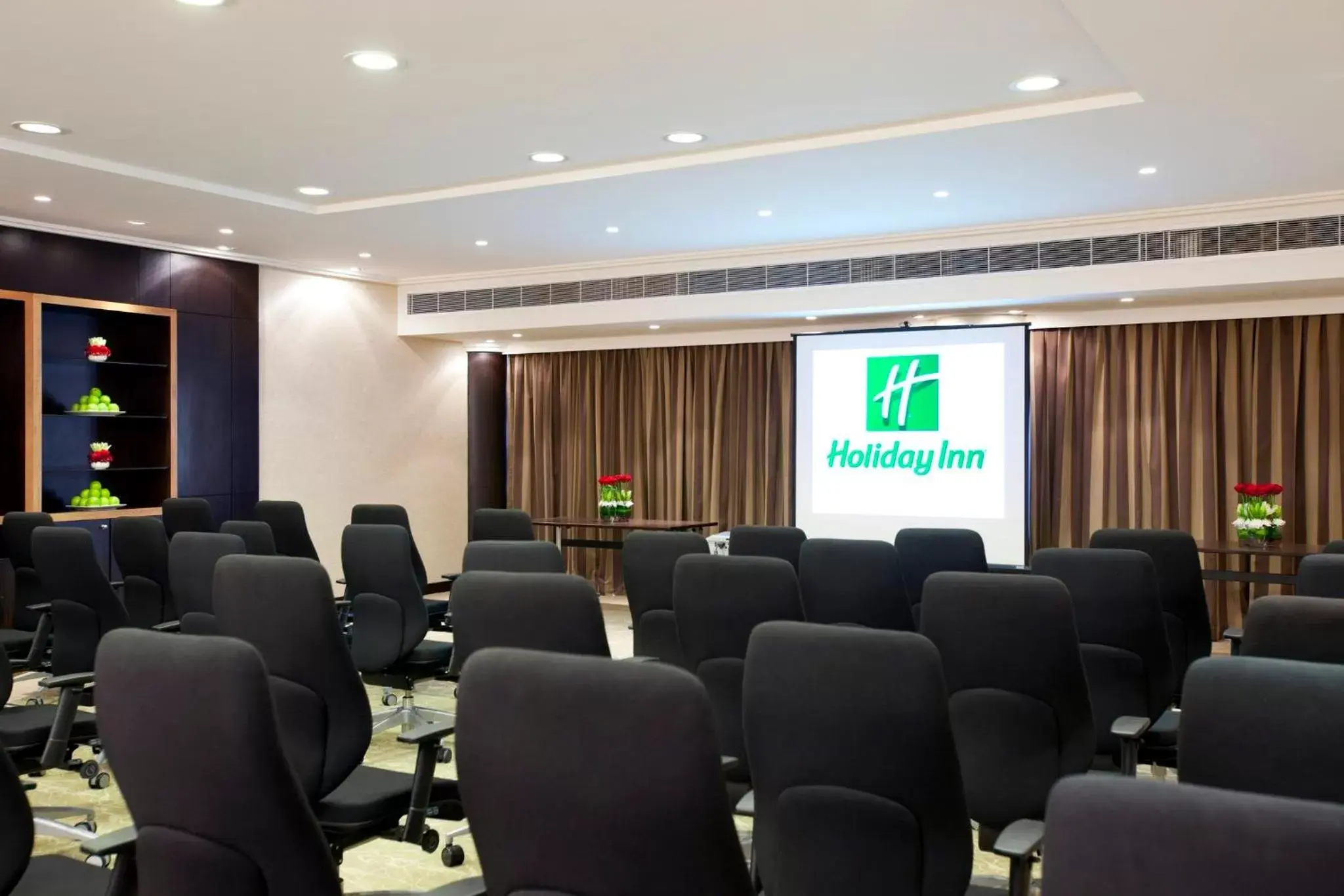 Meeting/conference room in Holiday Inn Riyadh Izdihar, an IHG Hotel