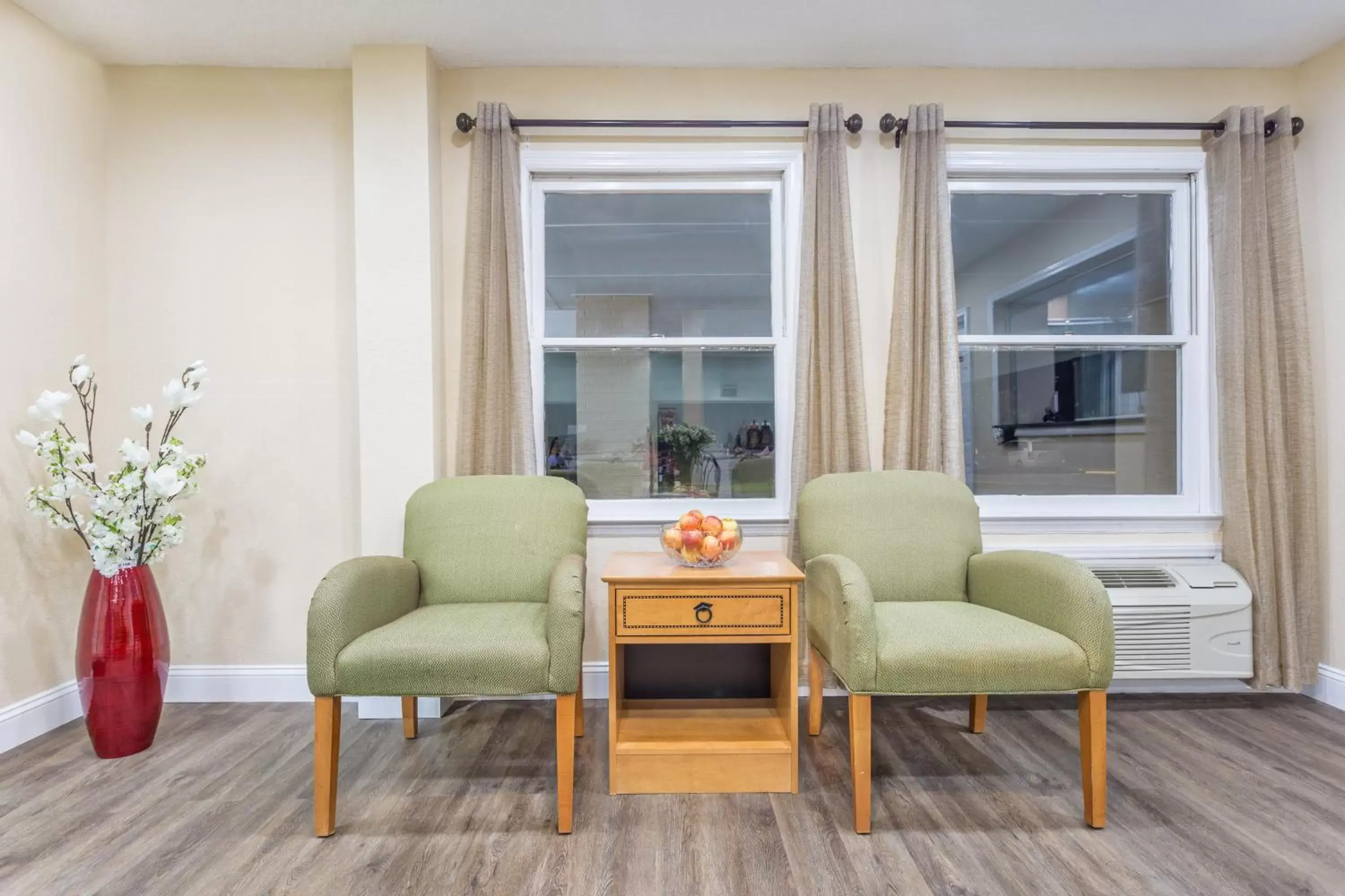 Lobby or reception in Super 8 by Wyndham Manning Lobby or reception in Super 8 by Wyndham Manning