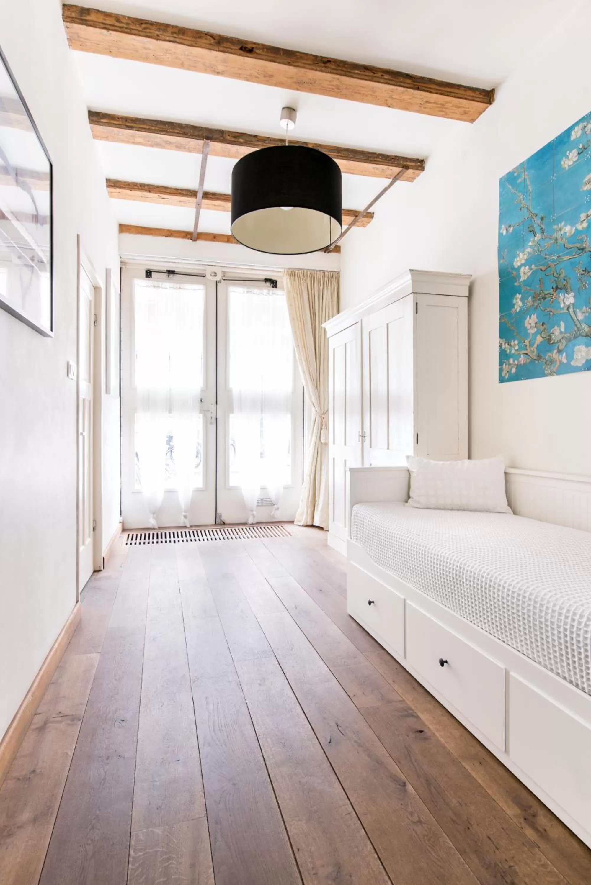 Living room, Bed in GH Amsterdam