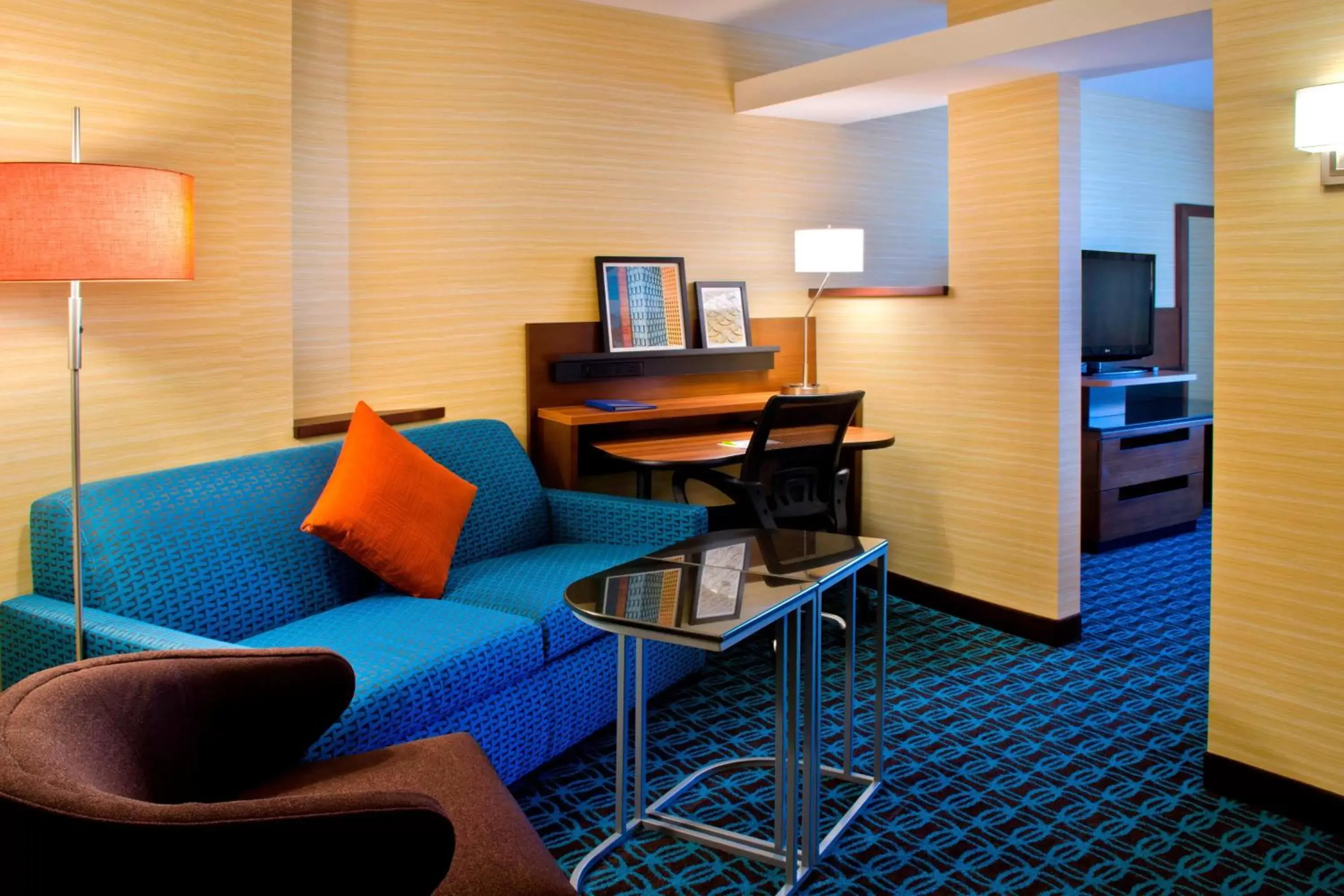 Photo of the whole room, Seating Area in Fairfield Inn & Suites by Marriott Watertown Thousand Islands