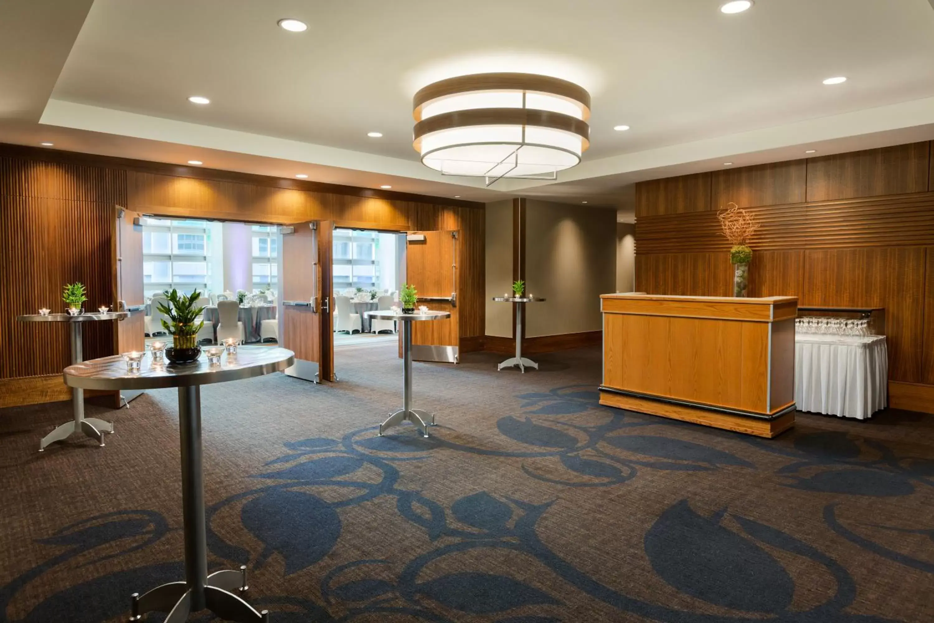 Lobby or reception, Lobby/Reception in Coast Coal Harbour Vancouver Hotel by APA