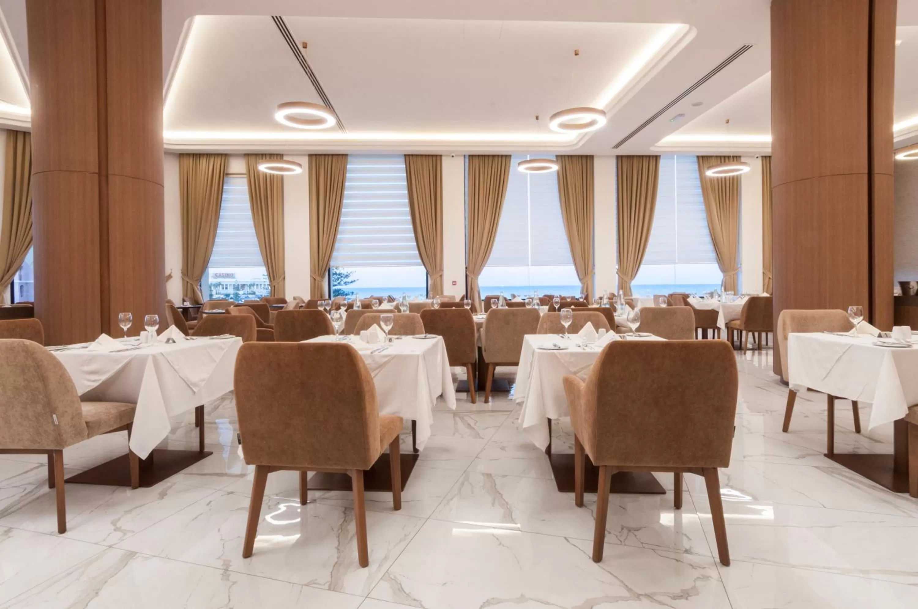 Restaurant/places to eat in Vivaldi Hotel