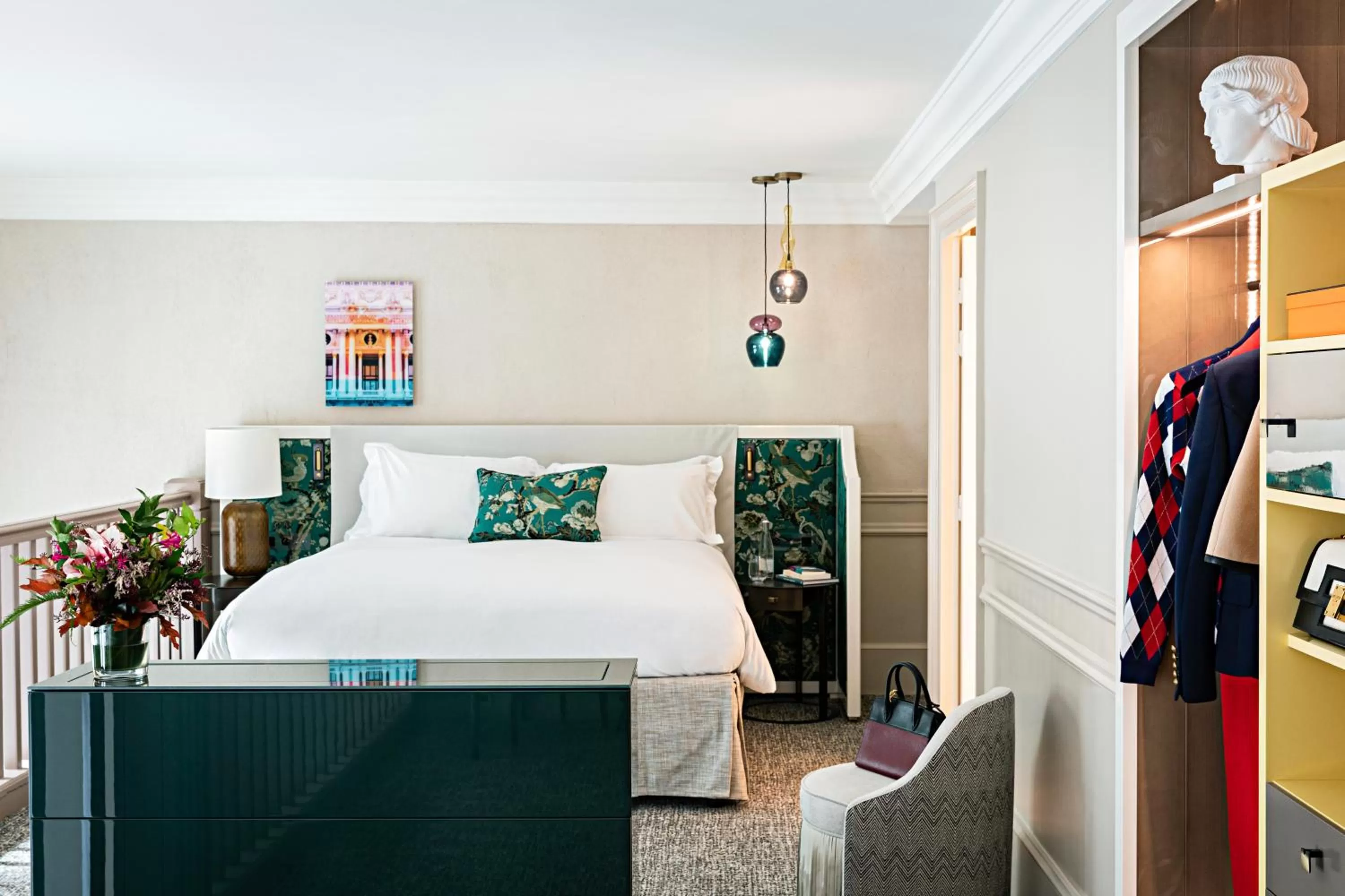 Bedroom, Bed in Sofitel Le Scribe Paris Opera