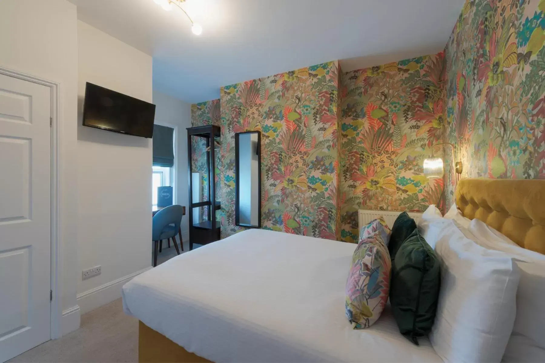 Standard Double Room with Shower in Florence Suite Boutique Hotel and Restaurant