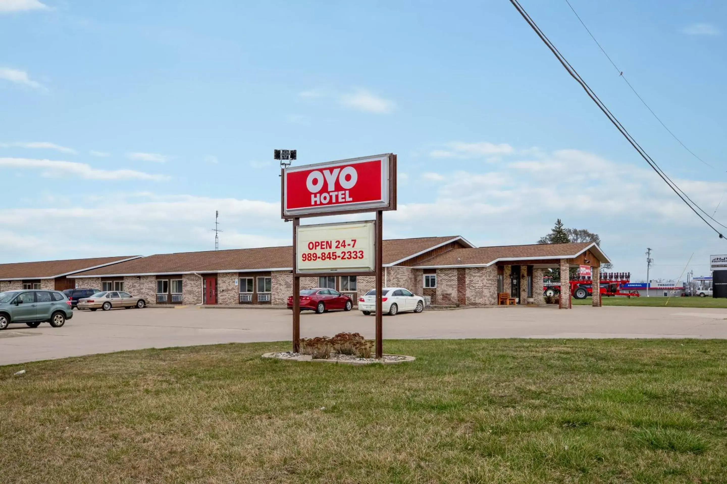 Property building in OYO Hotel Chesaning Route 52 & Hwy 57