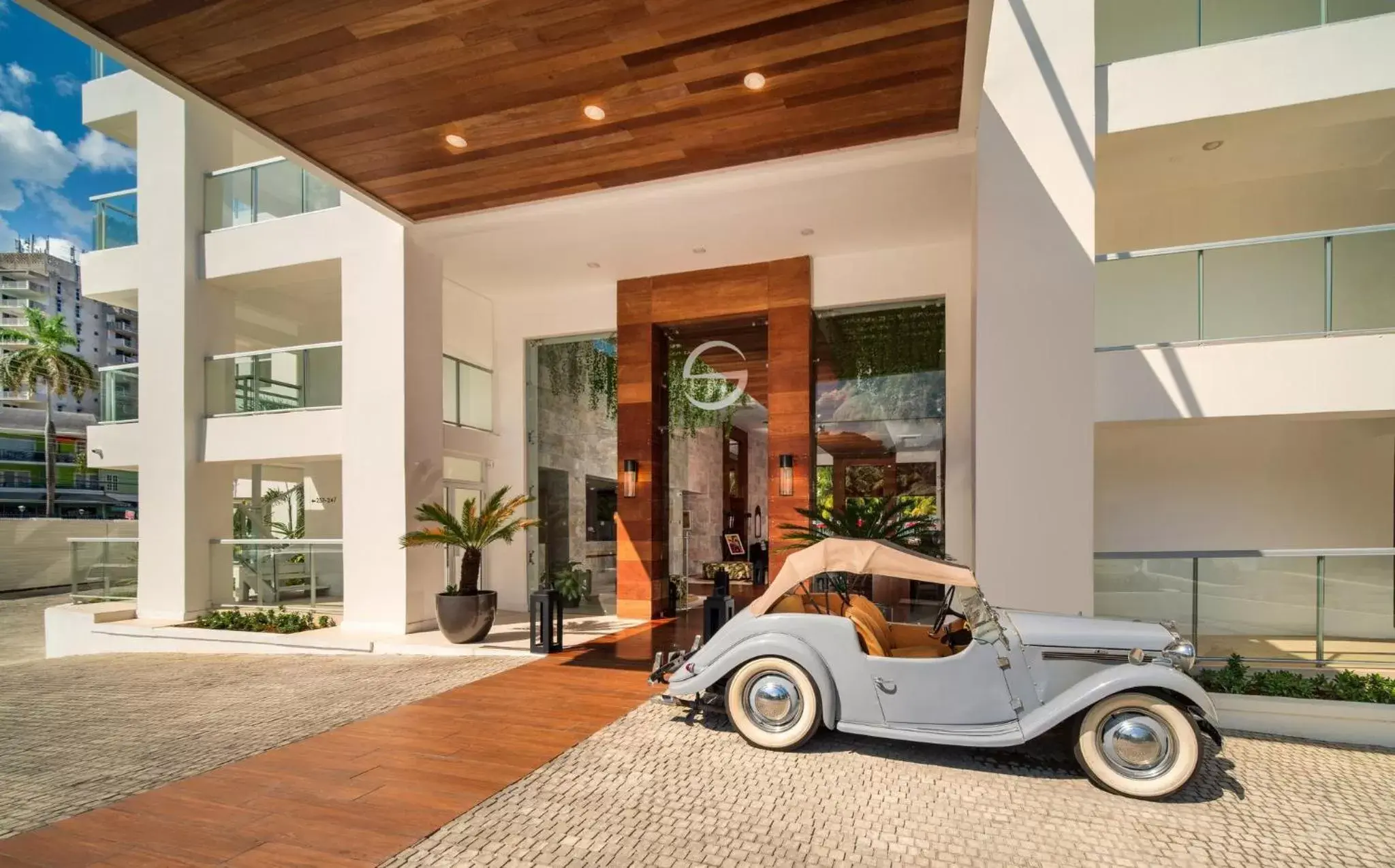 Property building in S Hotel Montego Bay - Luxury Boutique All-Inclusive Hotel Property building in S Hotel Montego Bay - Luxury Boutique All-Inclusive Hotel