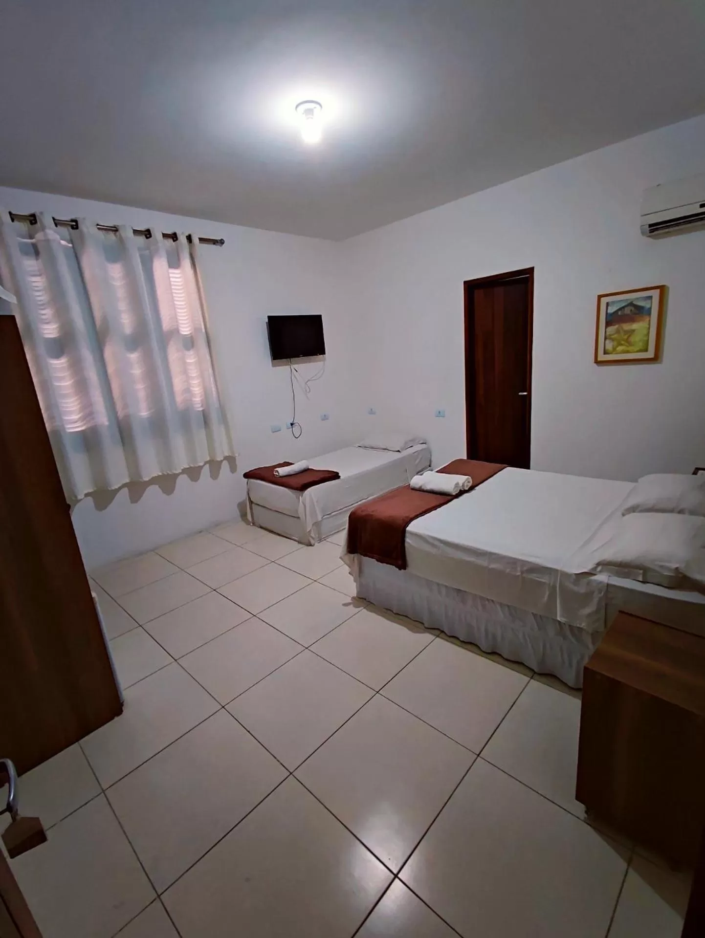 Standard Triple Room in Ocean Praia Hotel