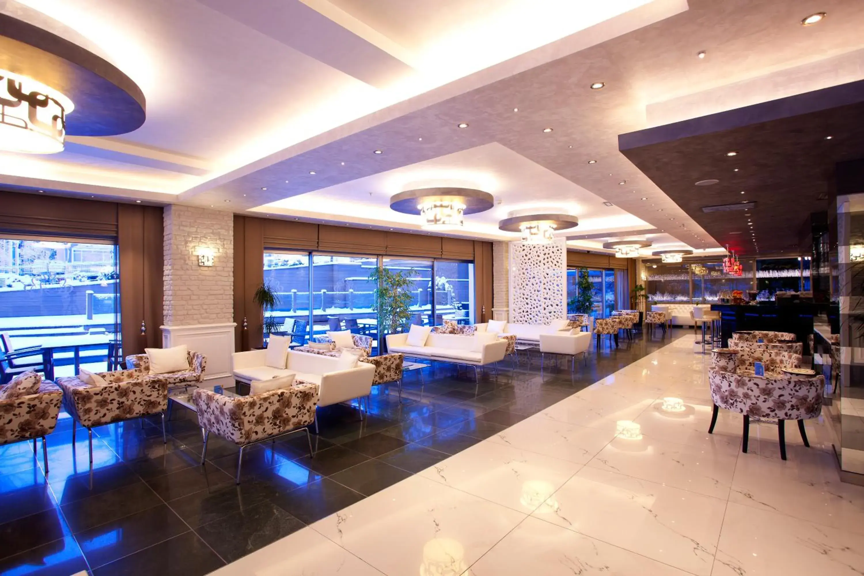 Lobby or reception, Restaurant/Places to Eat in Limak Ambassadore Hotel Ankara