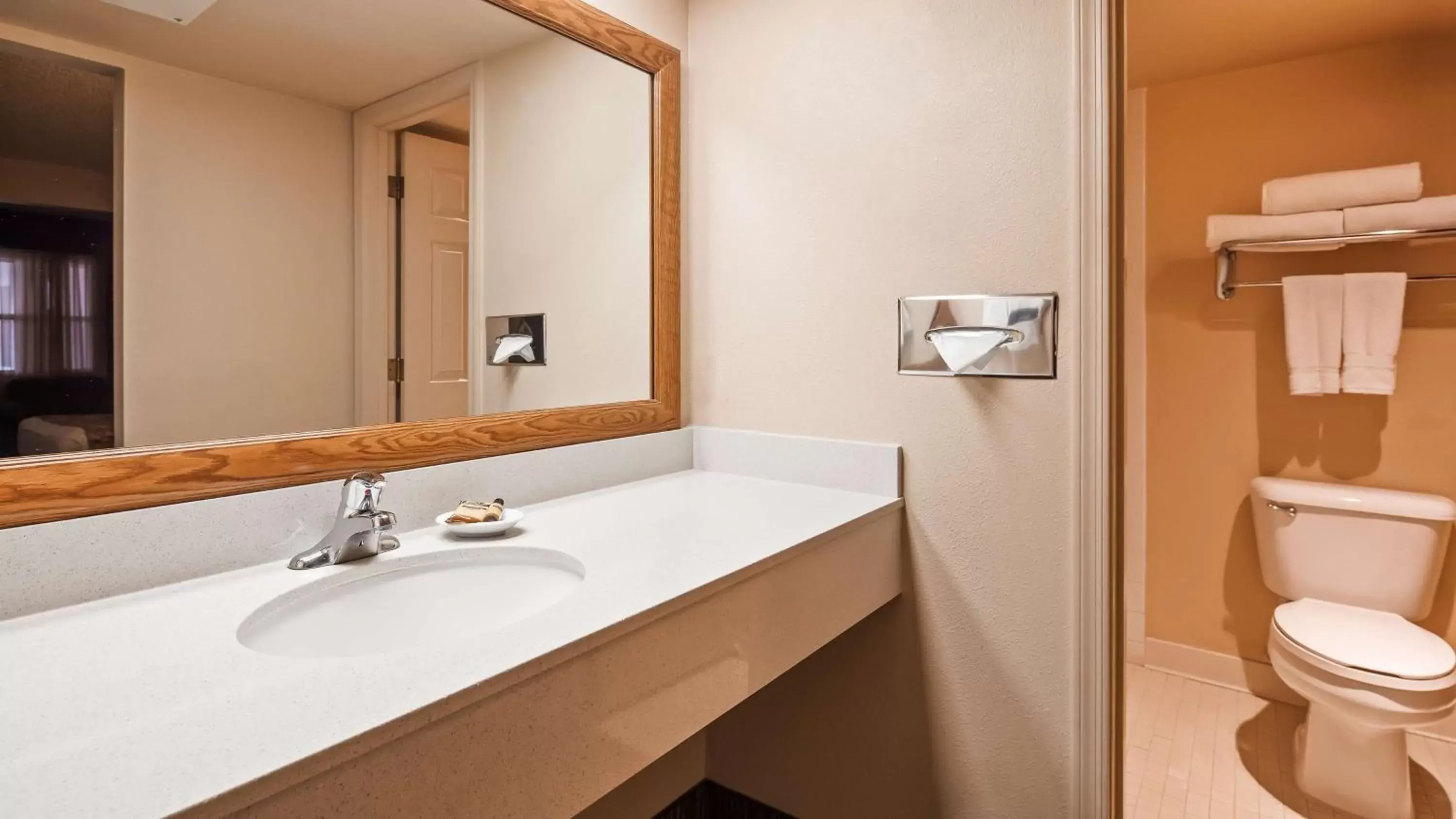 Bathroom in Best Western Plus King's Inn and Suites