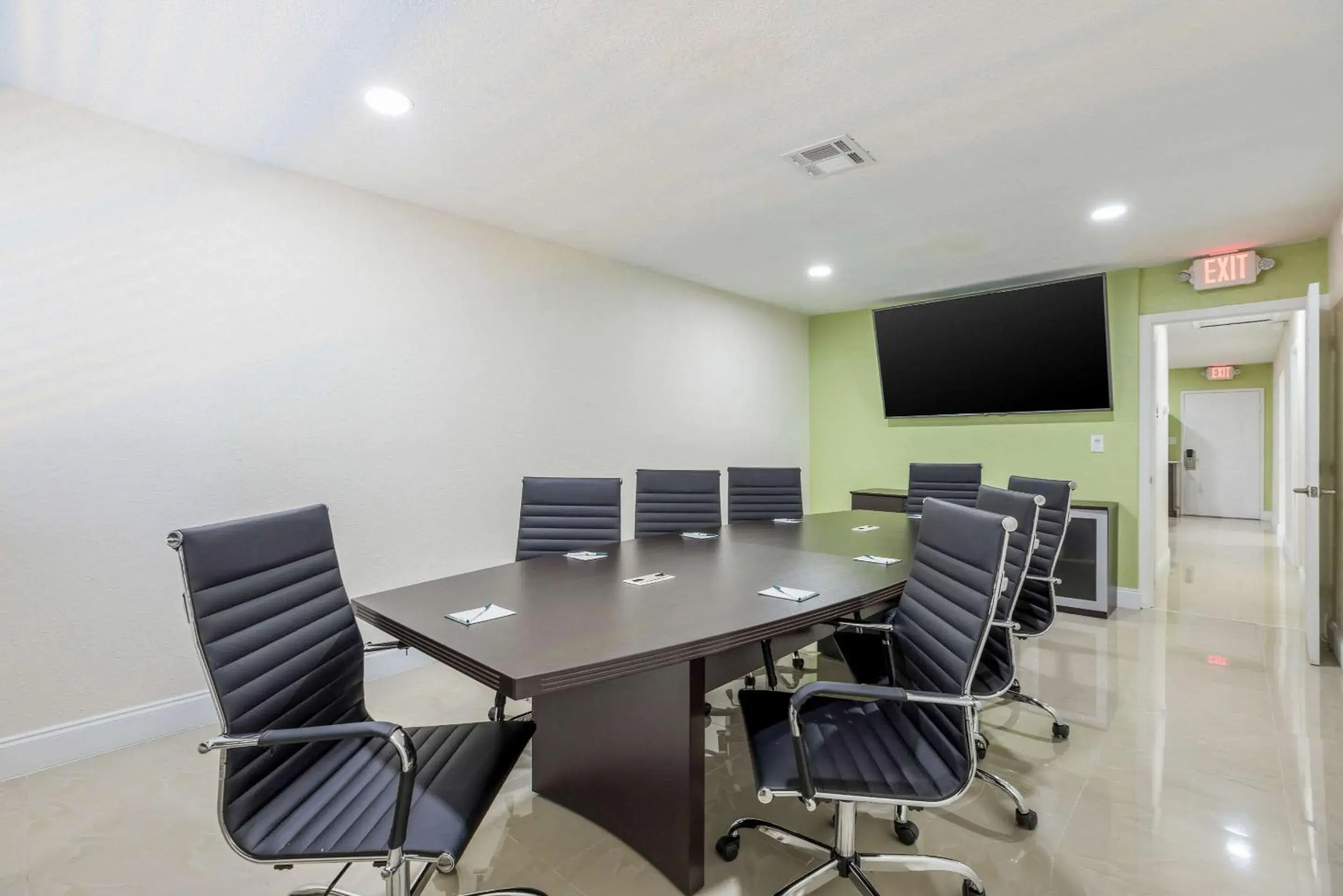 Meeting/conference room in Quality Inn & Suites Downtown