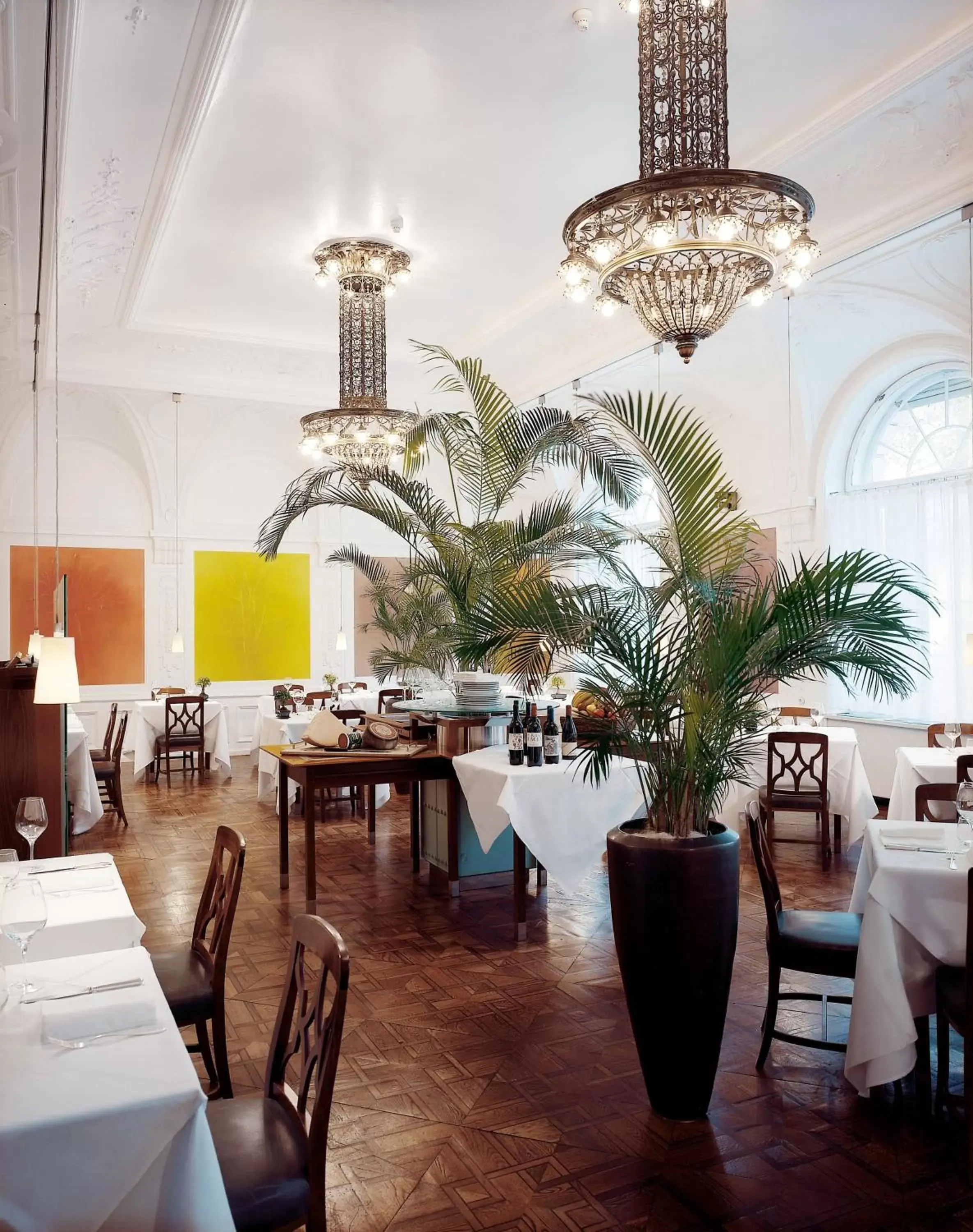 Restaurant/Places to Eat in Hotel Greif