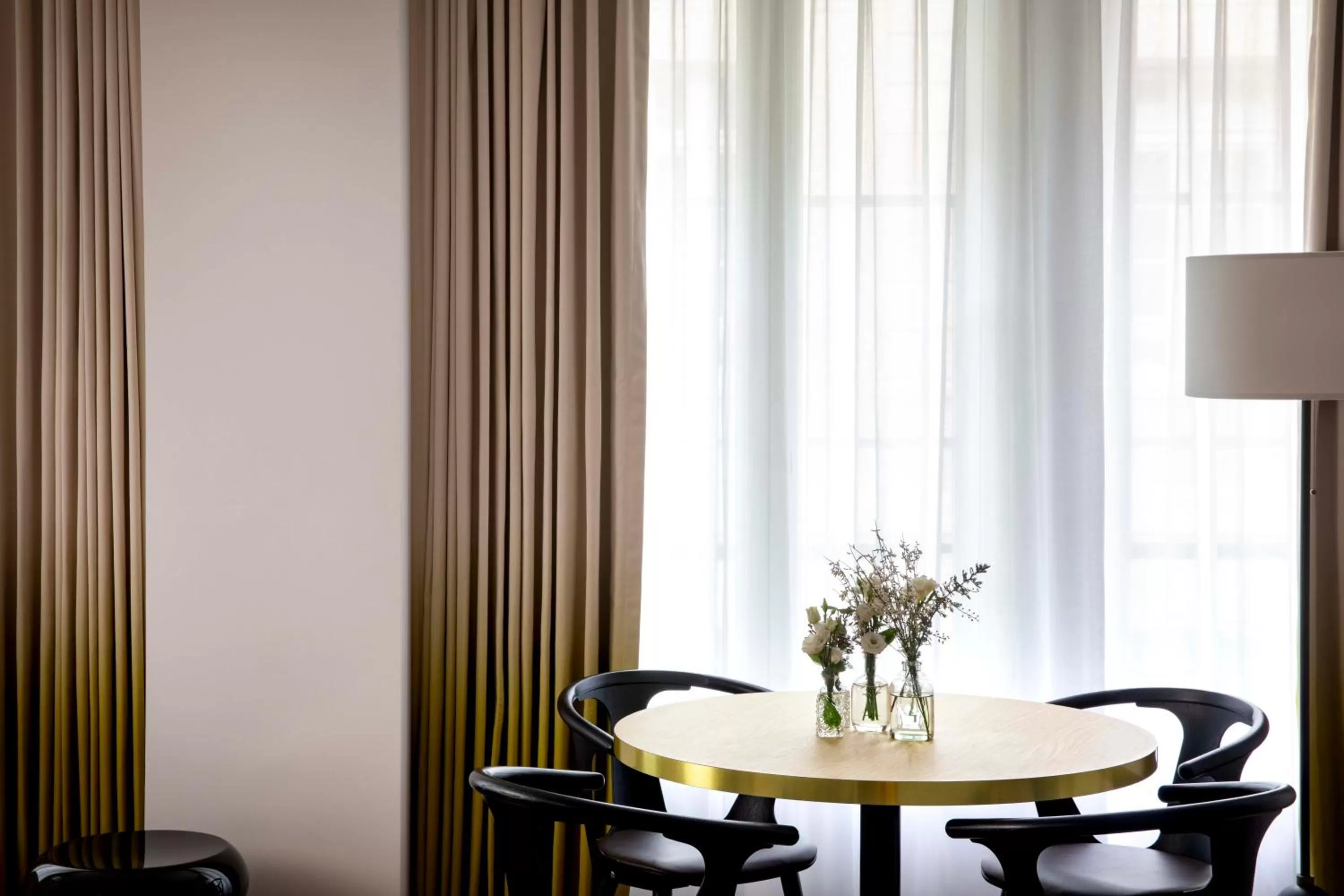 Seating area in Hôtel Bel Ami