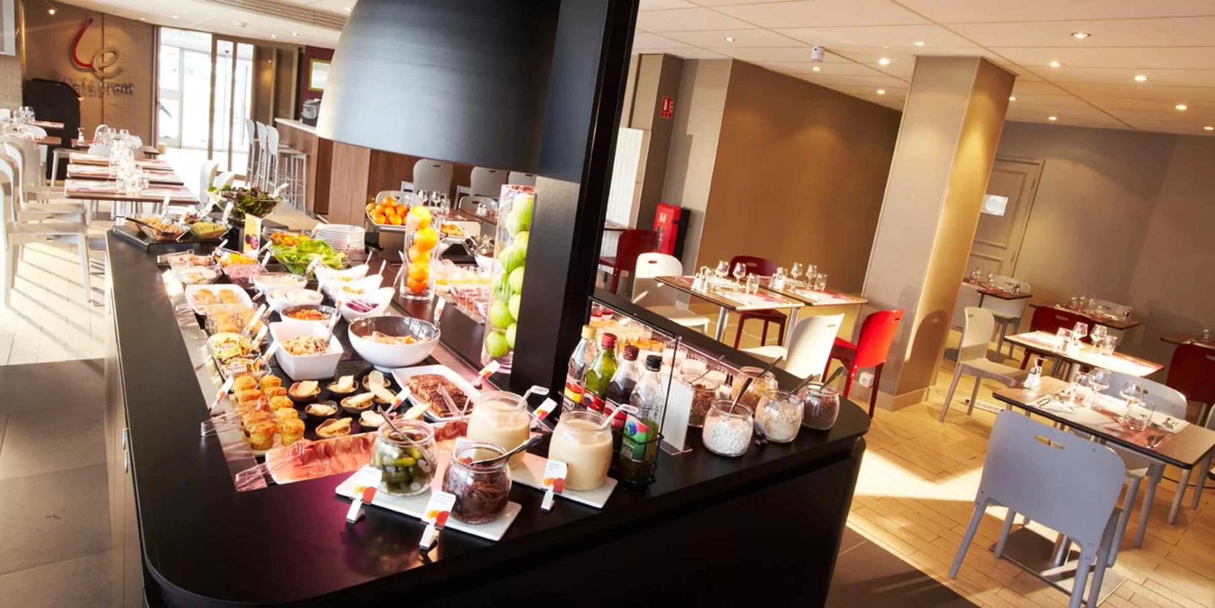 Restaurant/places to eat in Campanile Moulins Avermes