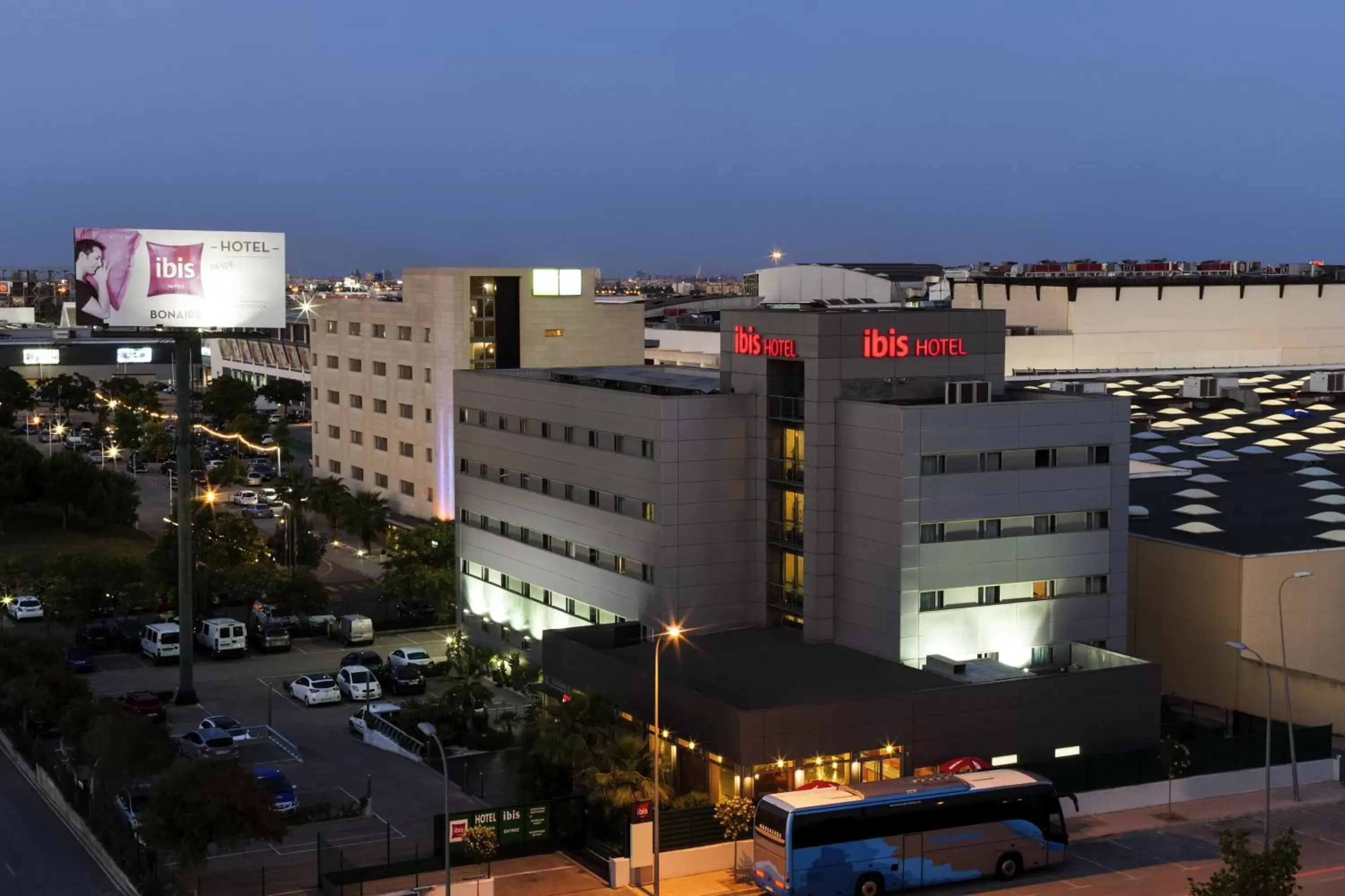 View (from property/room) in Ibis Valencia Bonaire Aeropuerto