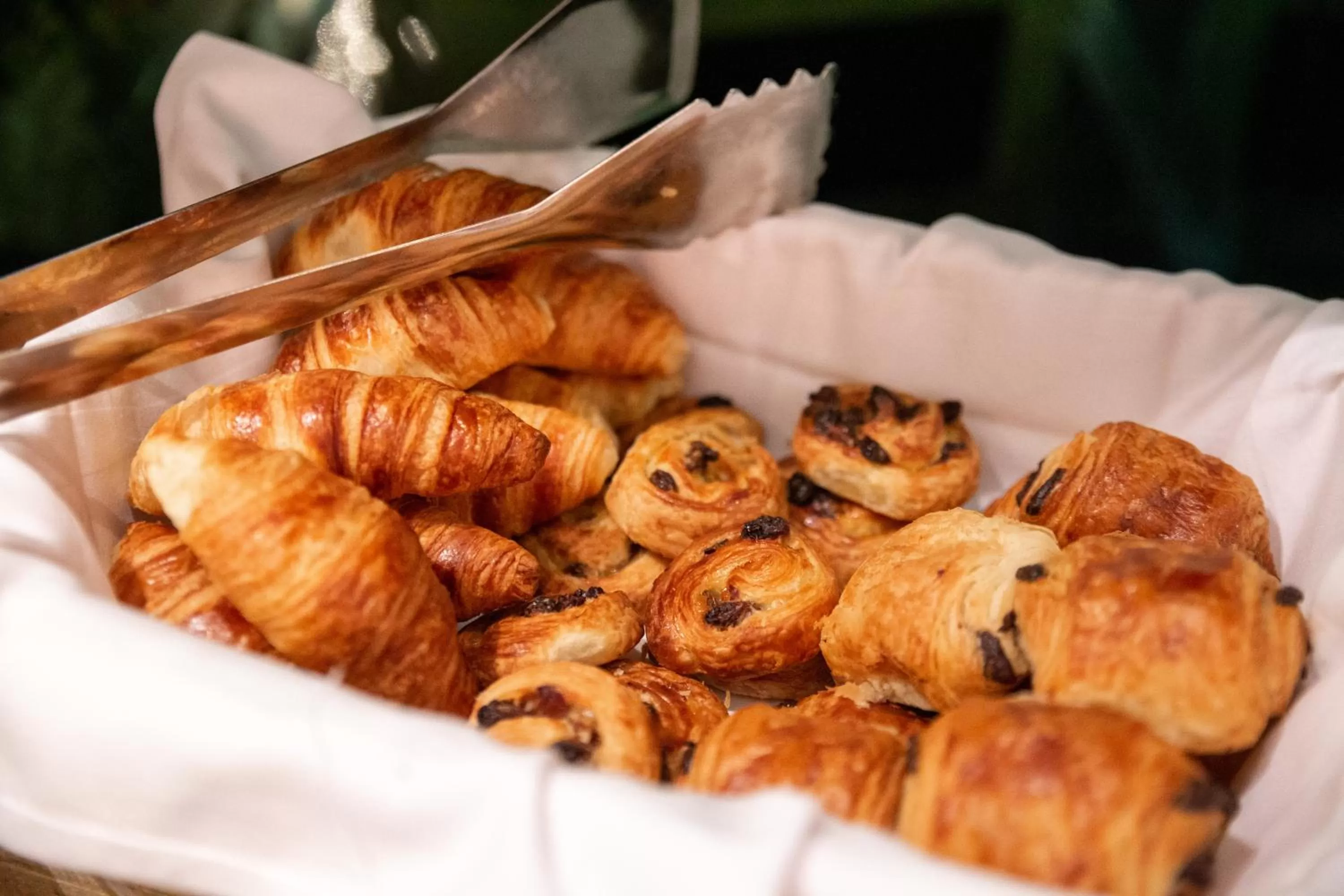 Breakfast in Comfort Aparthotel Aix Le Tholonet