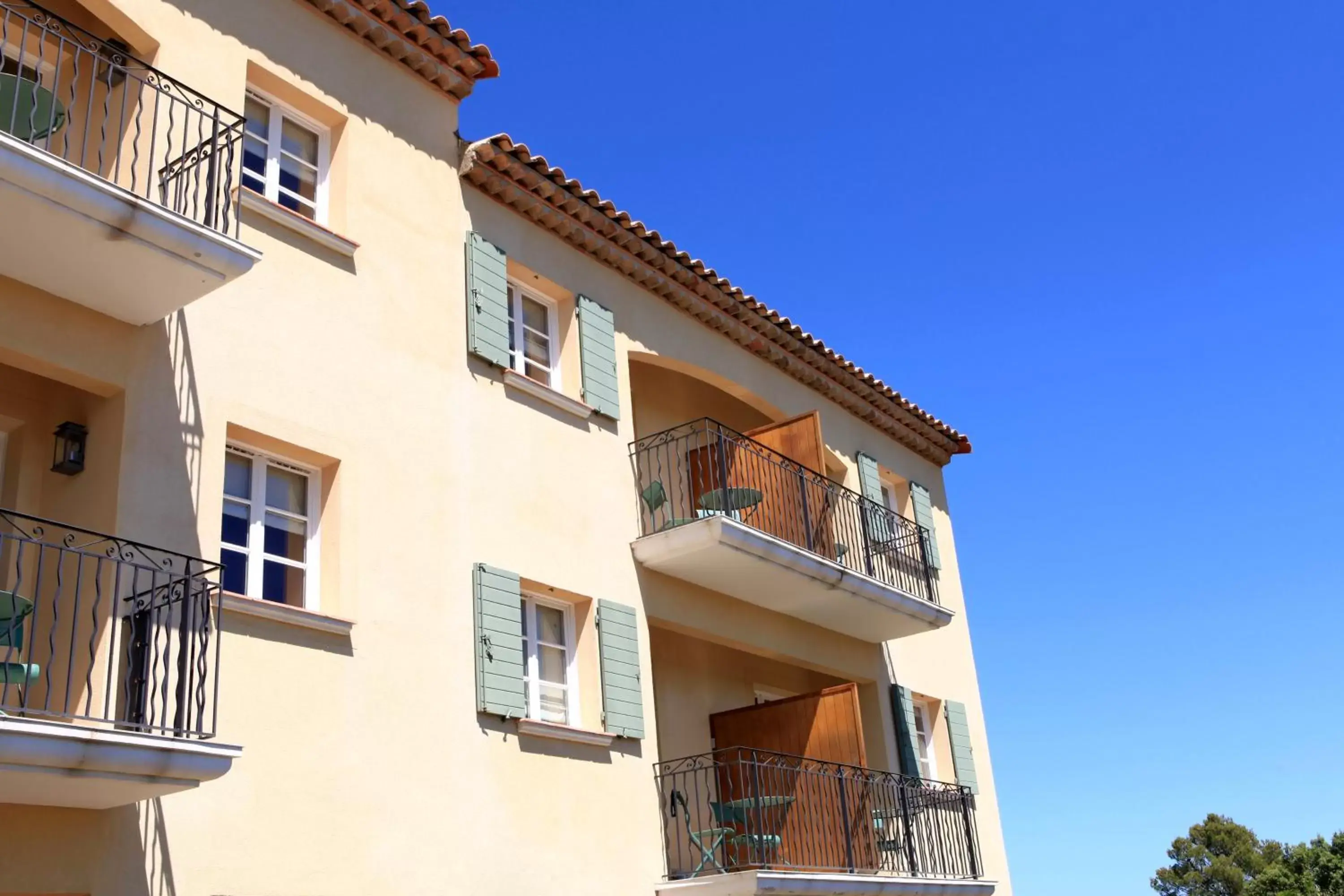 Balcony/Terrace, Property Building in Les Domaines de Saint Endreol Golf & Spa Resort