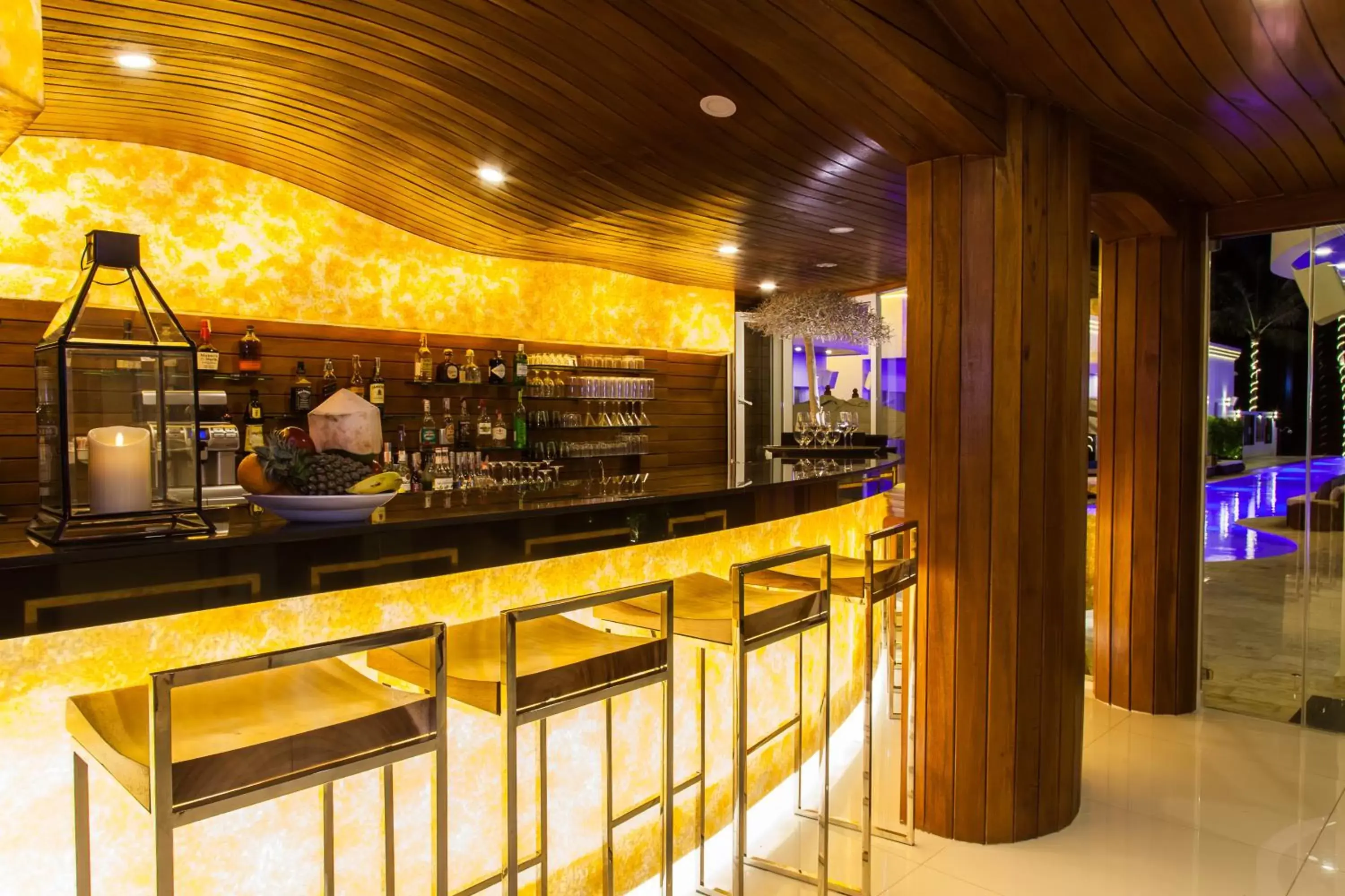 Lounge or bar in The Privilege Hotel Ezra Beach Club Lounge or bar in The Privilege Hotel Ezra Beach Club