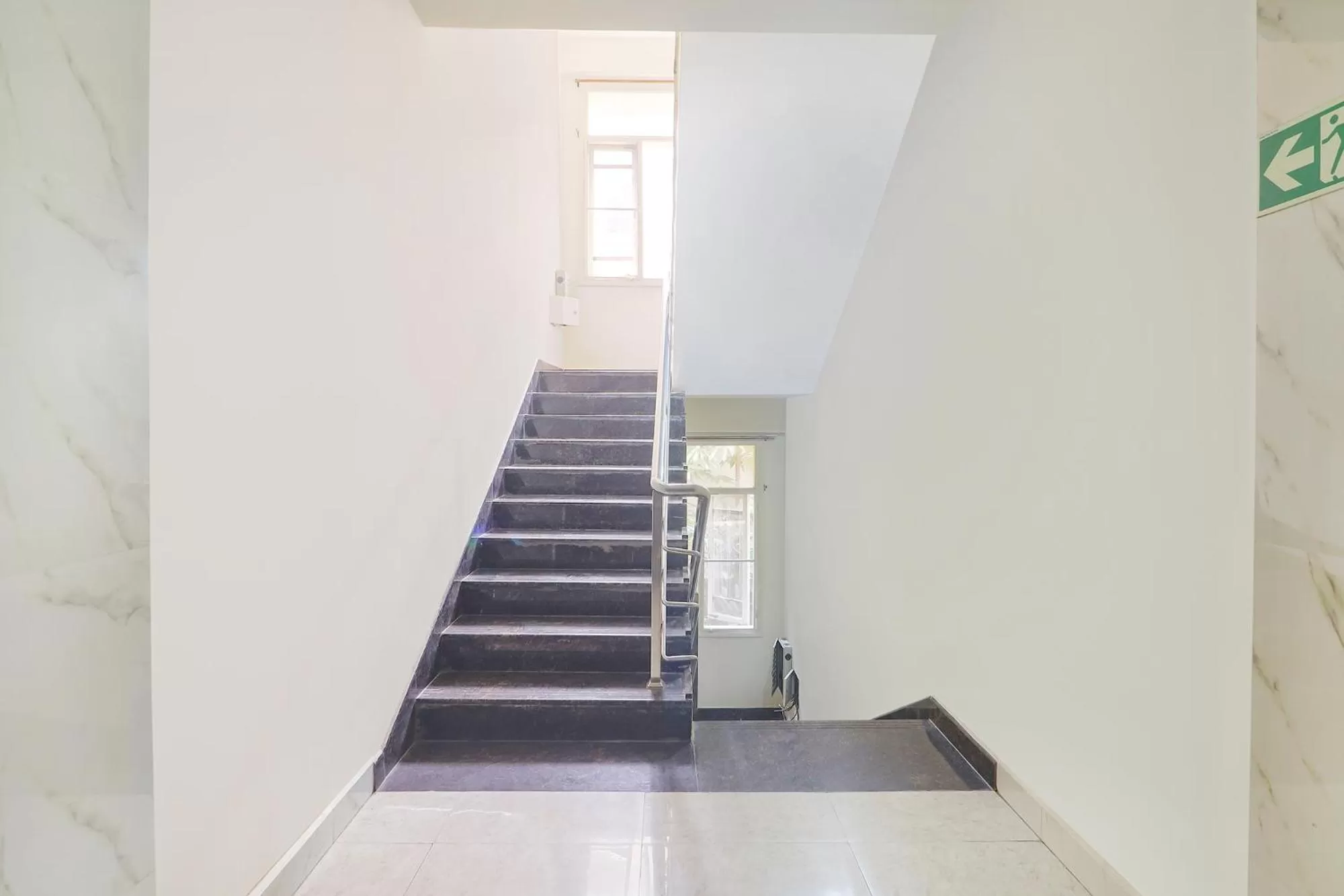 Lobby or reception in FabExpress Golden Gate - Nr Hitech City