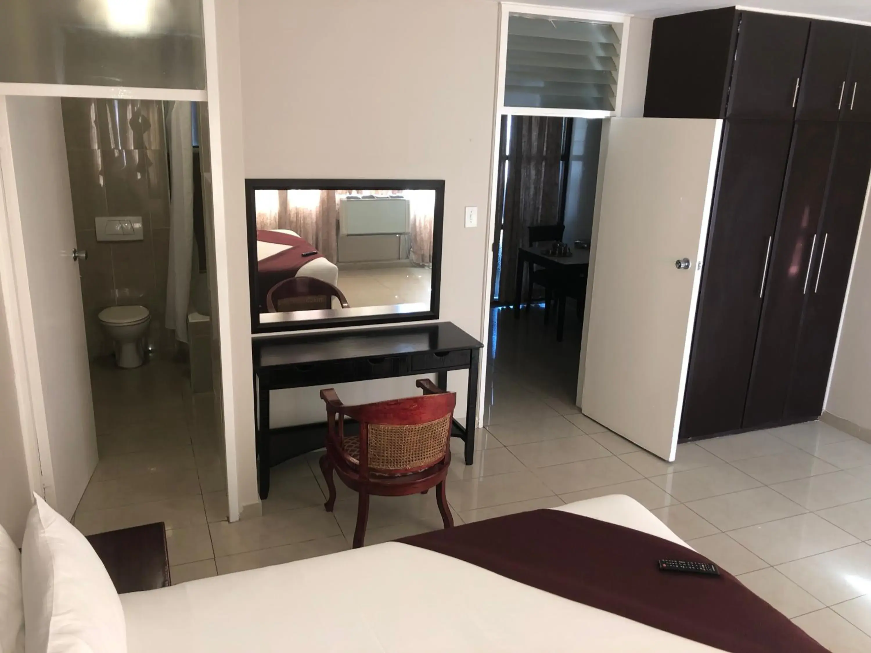 Bed, TV/Entertainment Center in Coastlands Durban Self Catering Holiday Apartments