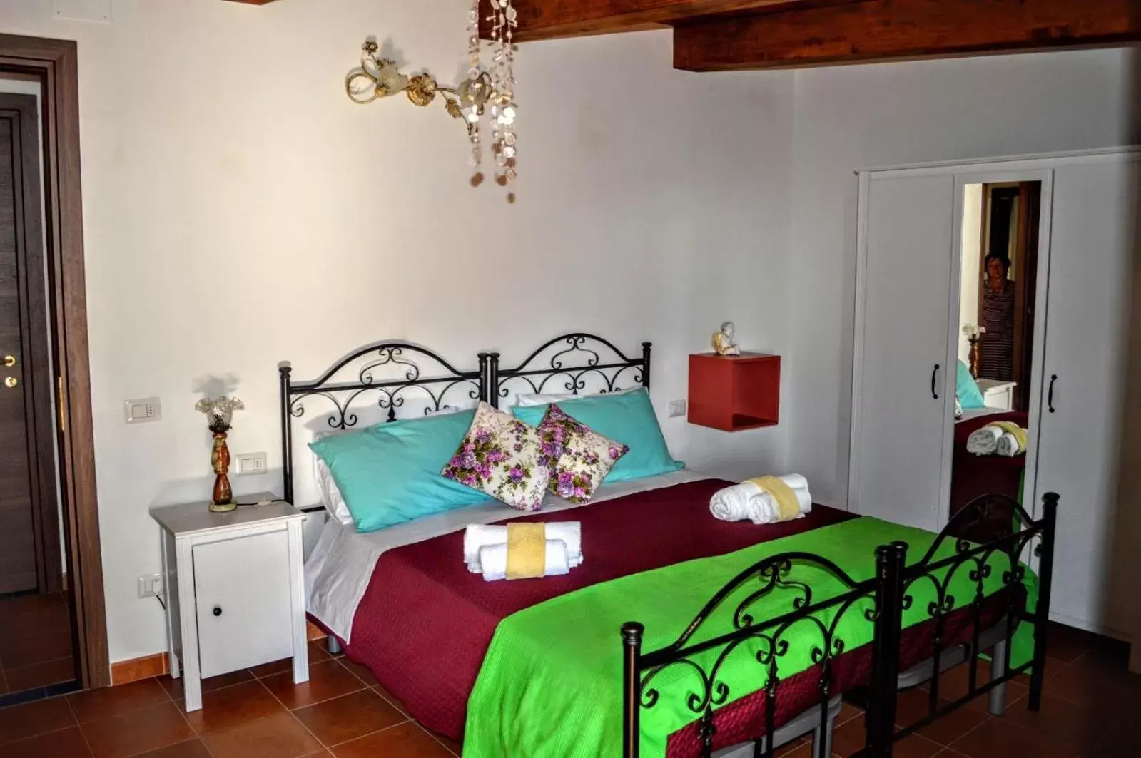 Bed in B&B Le Anthos