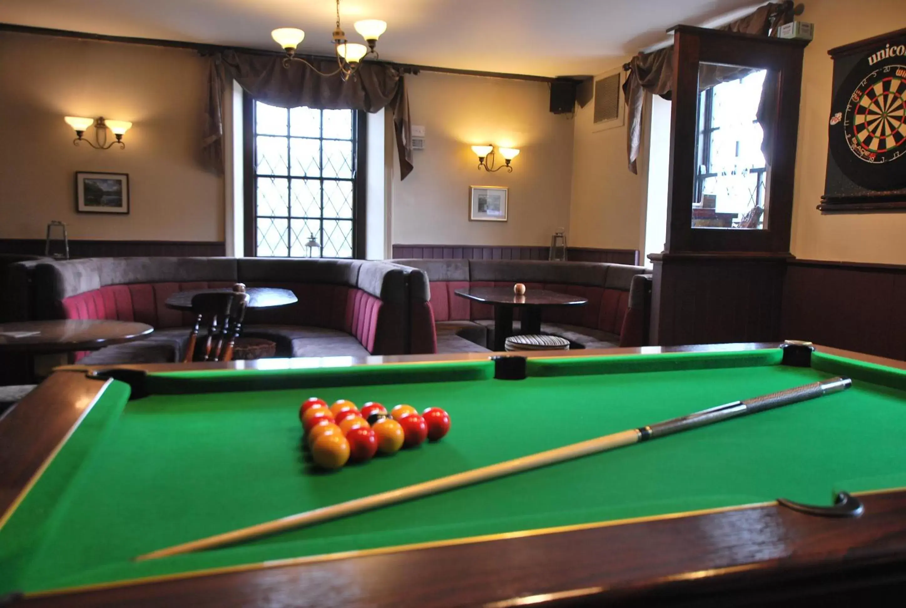Lounge or bar, Billiards in the punchbowl hotel