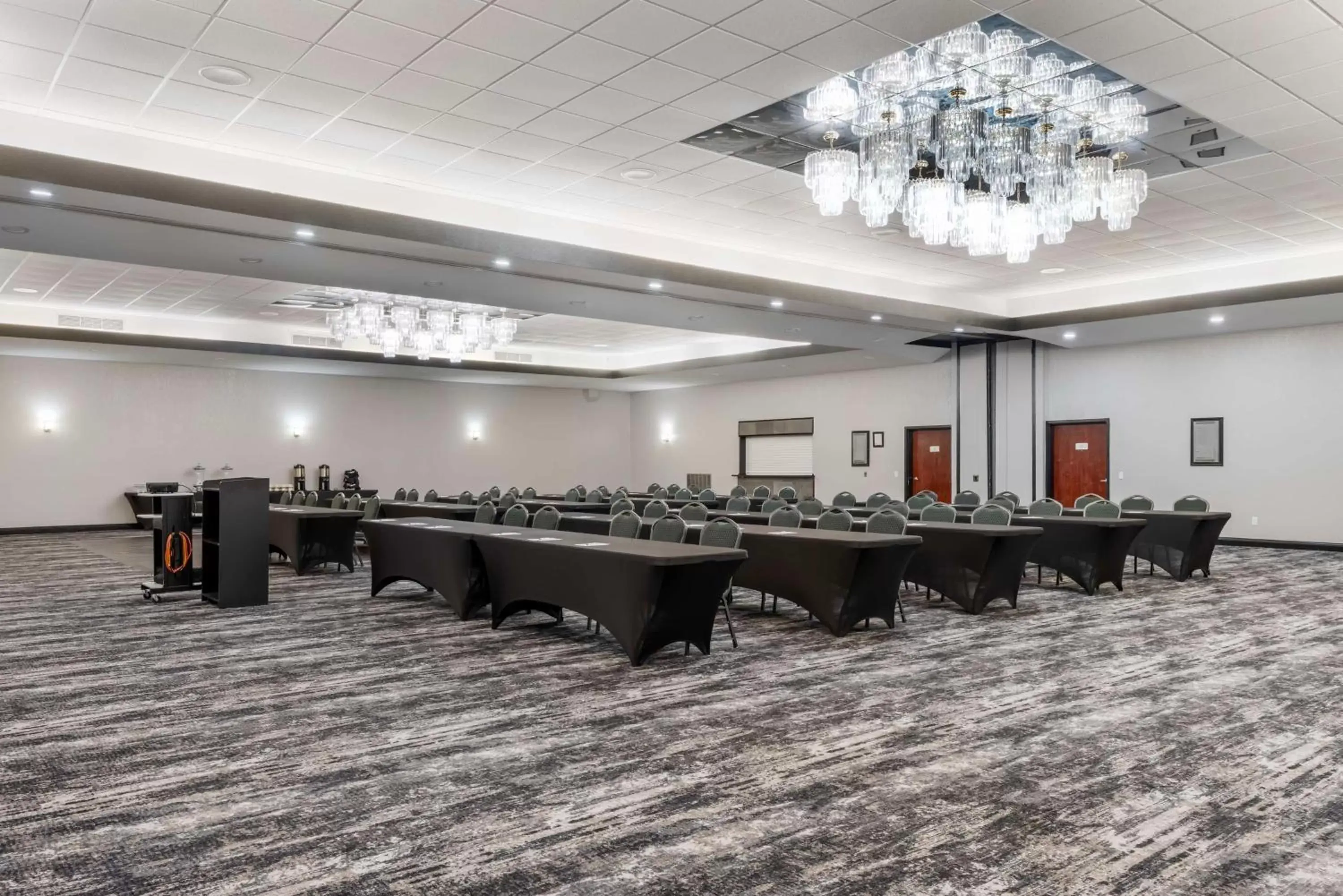 Banquet/Function facilities in Best Western Plus Eau Claire Conference Center