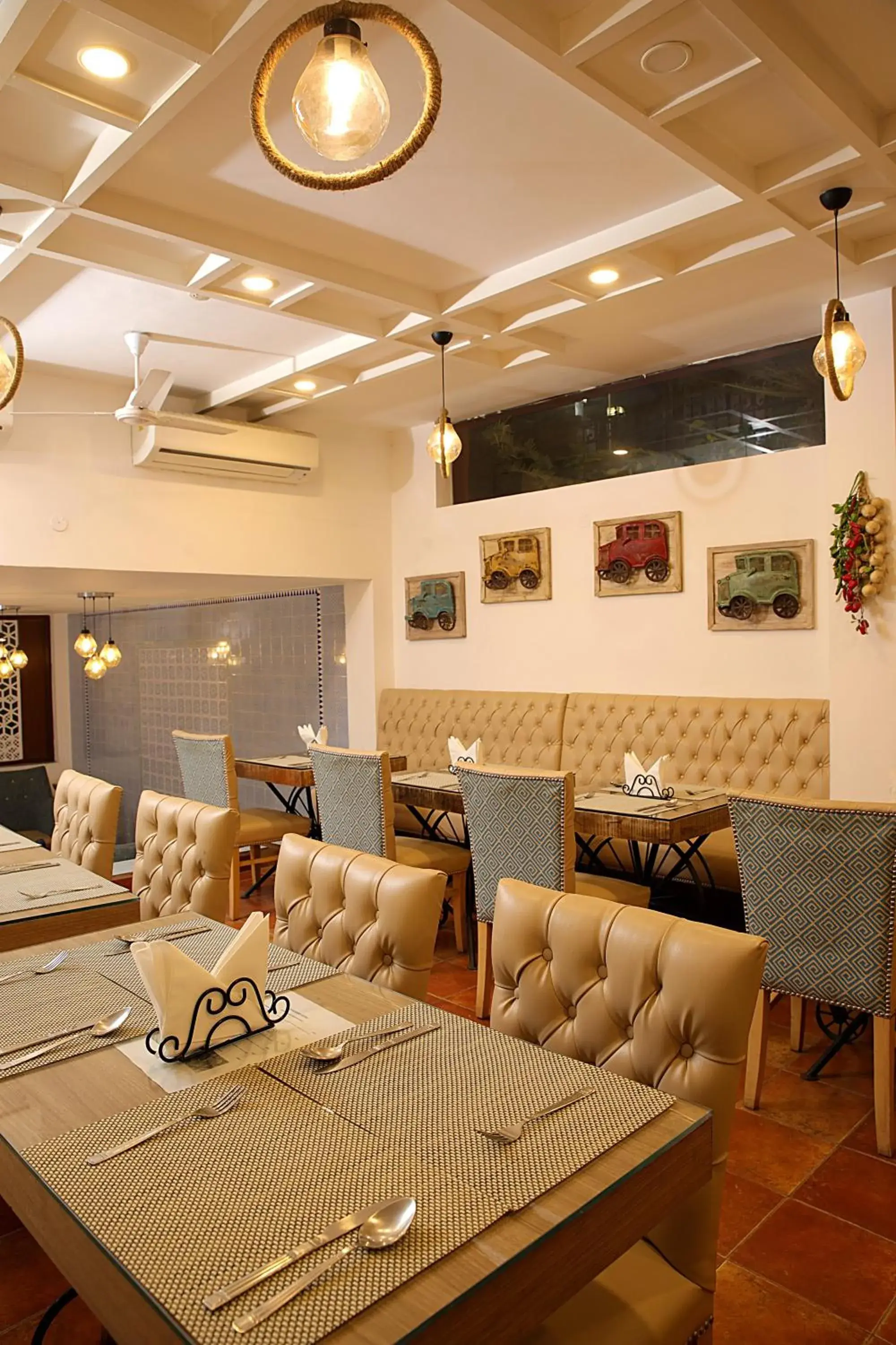 Restaurant/places to eat, Lobby/Reception in Ahuja Residency DLF Phase 2