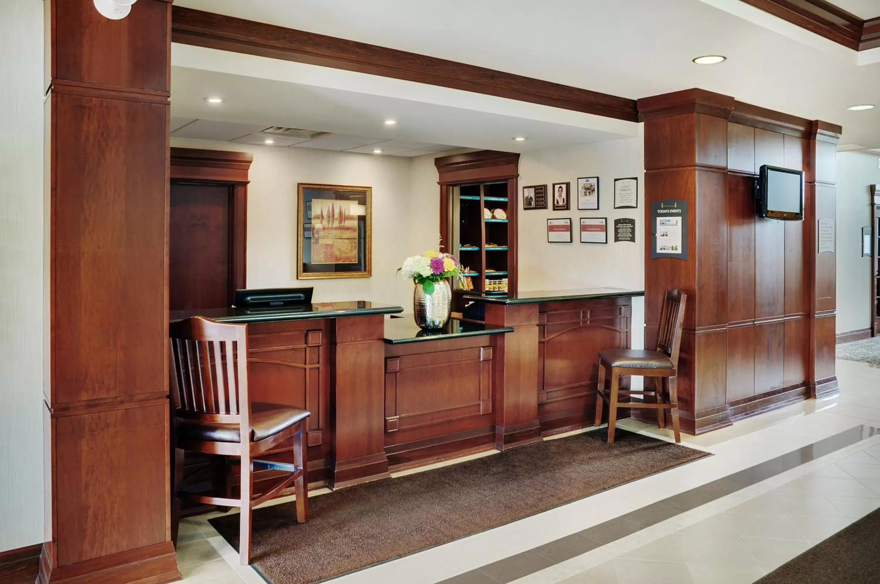 Property building, Lobby/Reception in Staybridge Suites Oakville Burlington, an IHG Hotel