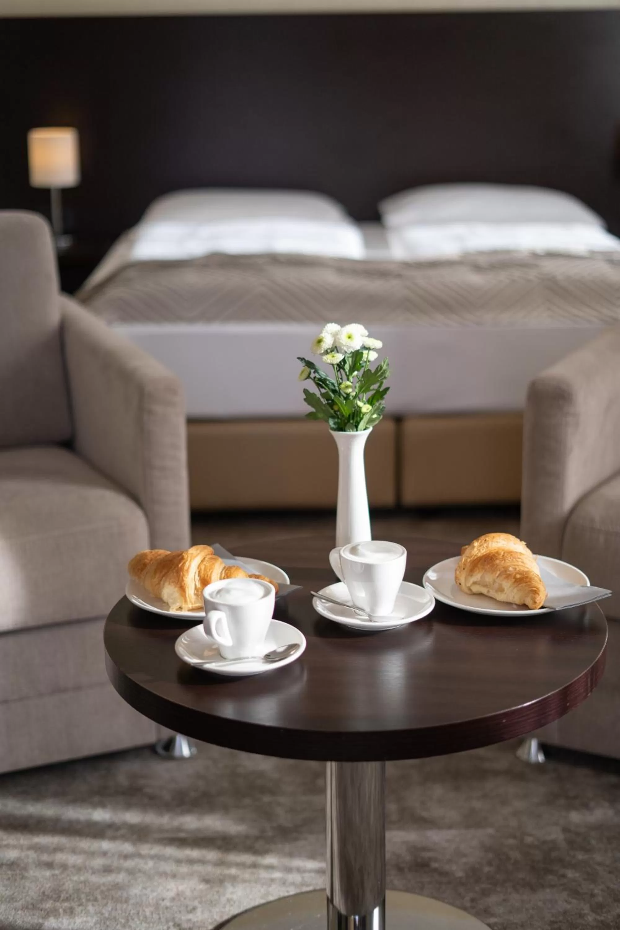 Staff, Bed in Galerie Hotel