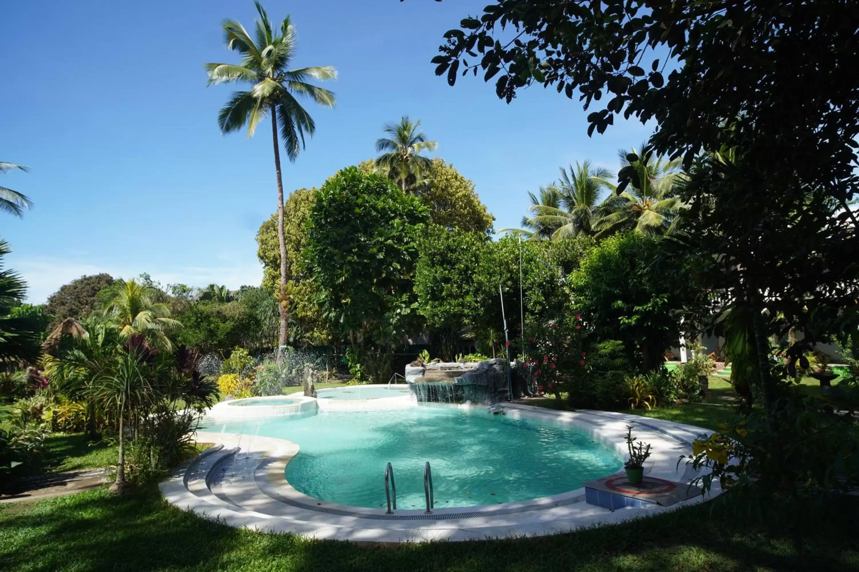 Swimming Pool in Kokosnuss Garden Resort