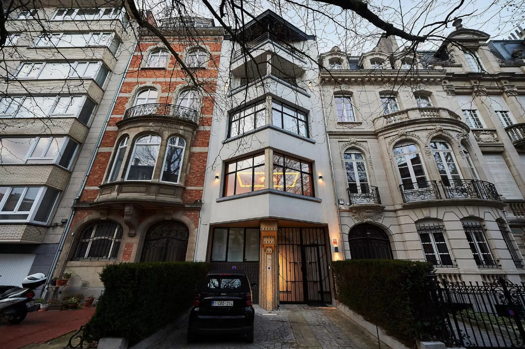 Property Building in B&B Suites 124