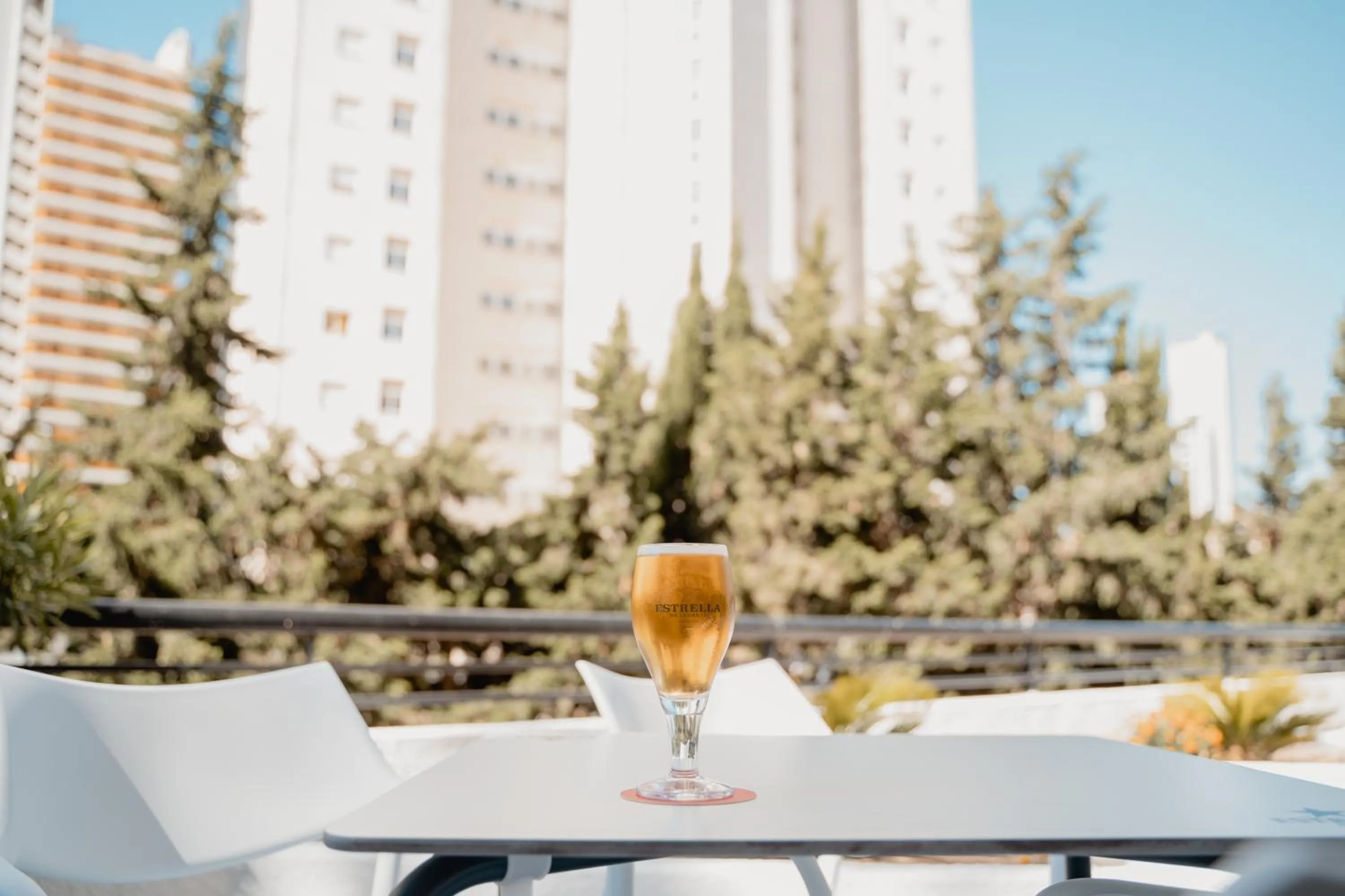 Drinks in Luxmar Apartaments