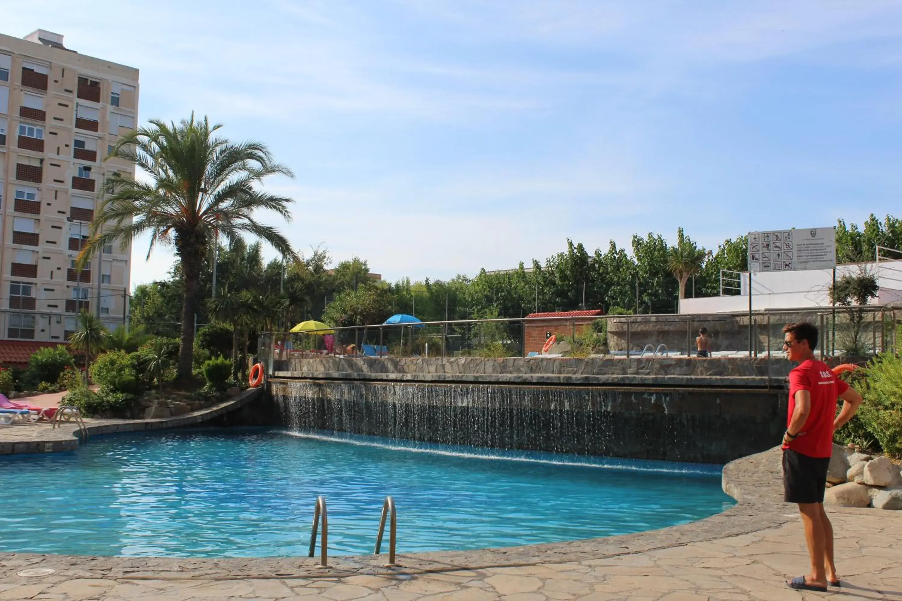 Swimming pool in Hotel Esplendid
