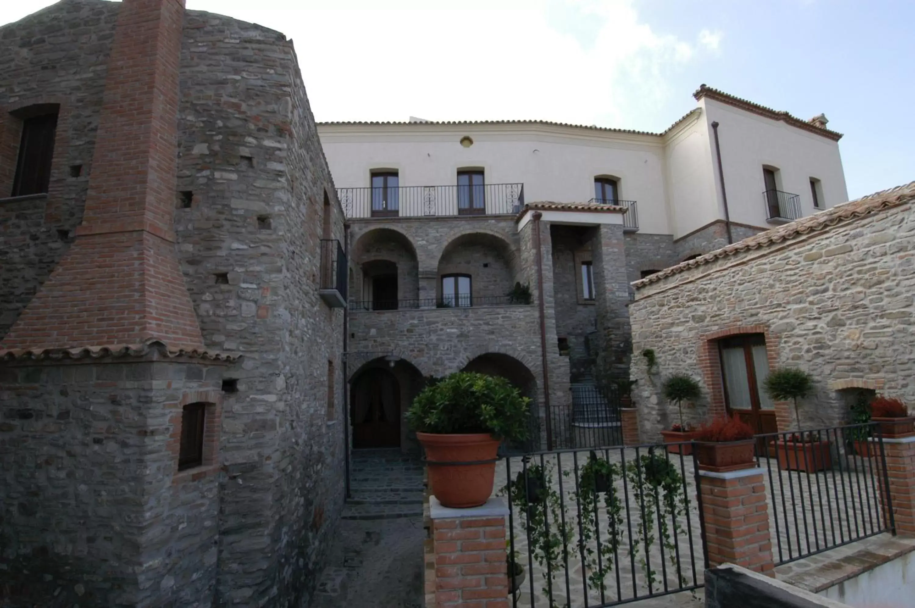 Day, Property Building in Palazzo dei Poeti