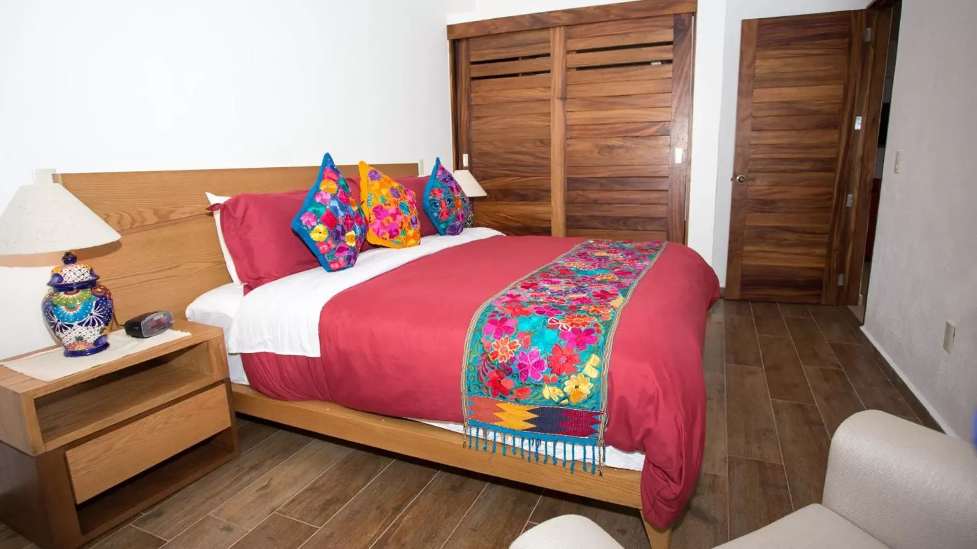 Bed in Refugio del Mar Luxury Hotel Boutique