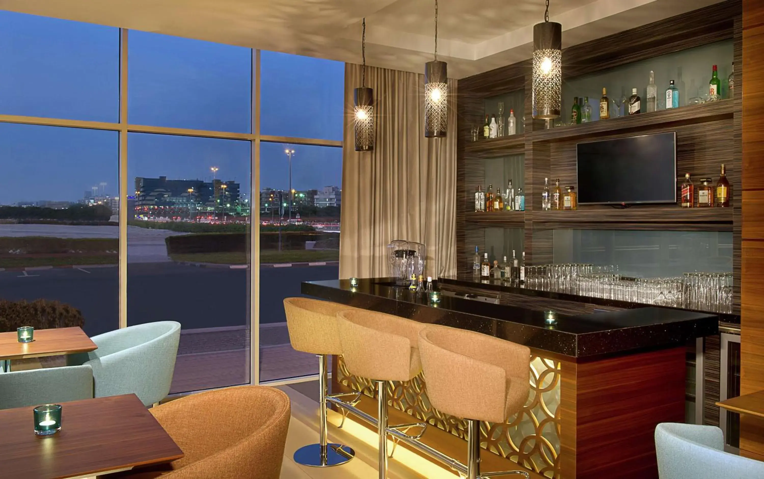 Lounge or bar, Lounge/Bar in Hilton Garden Inn Dubai Al Mina - Jumeirah