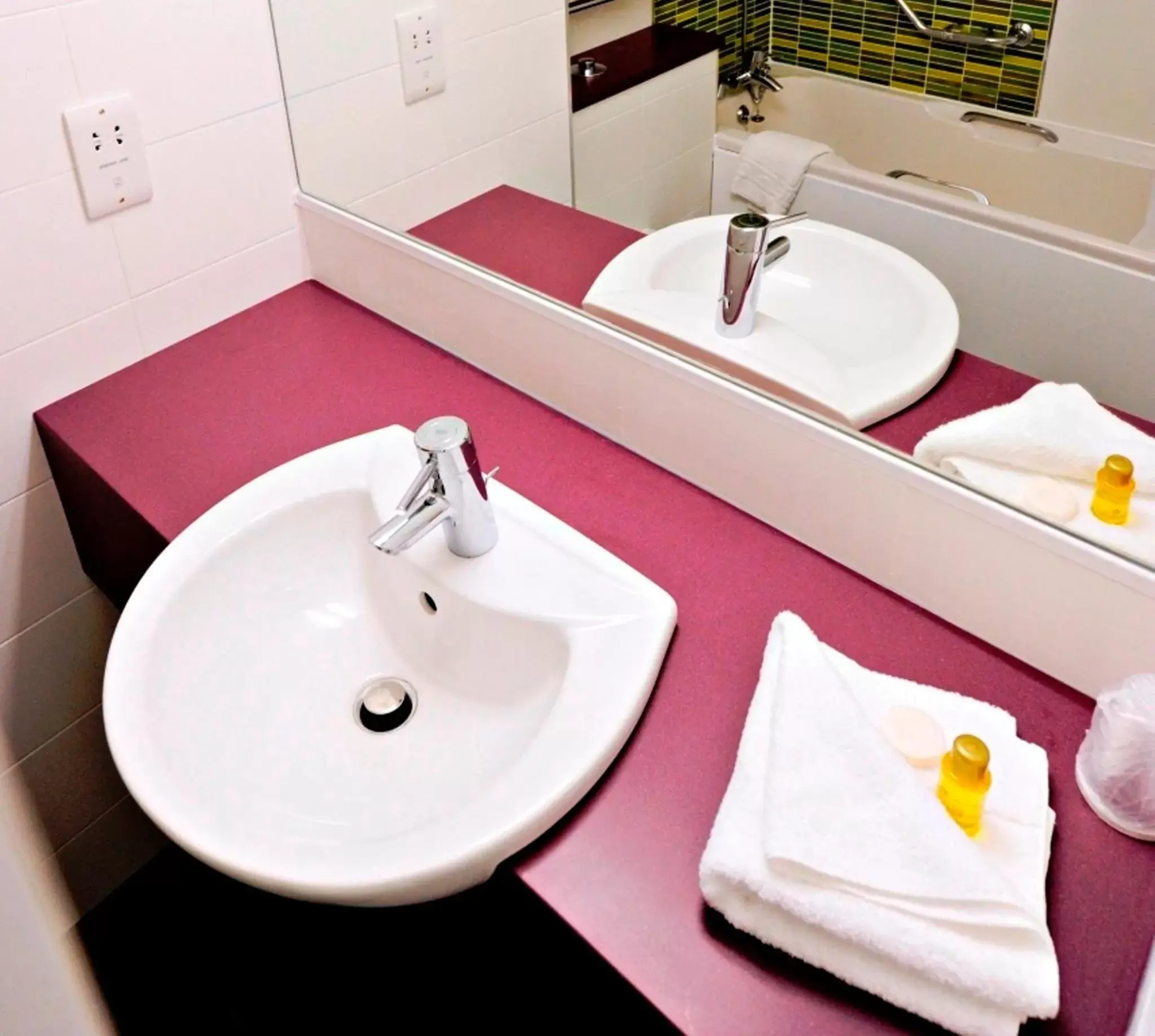 Bathroom in Link Hotel