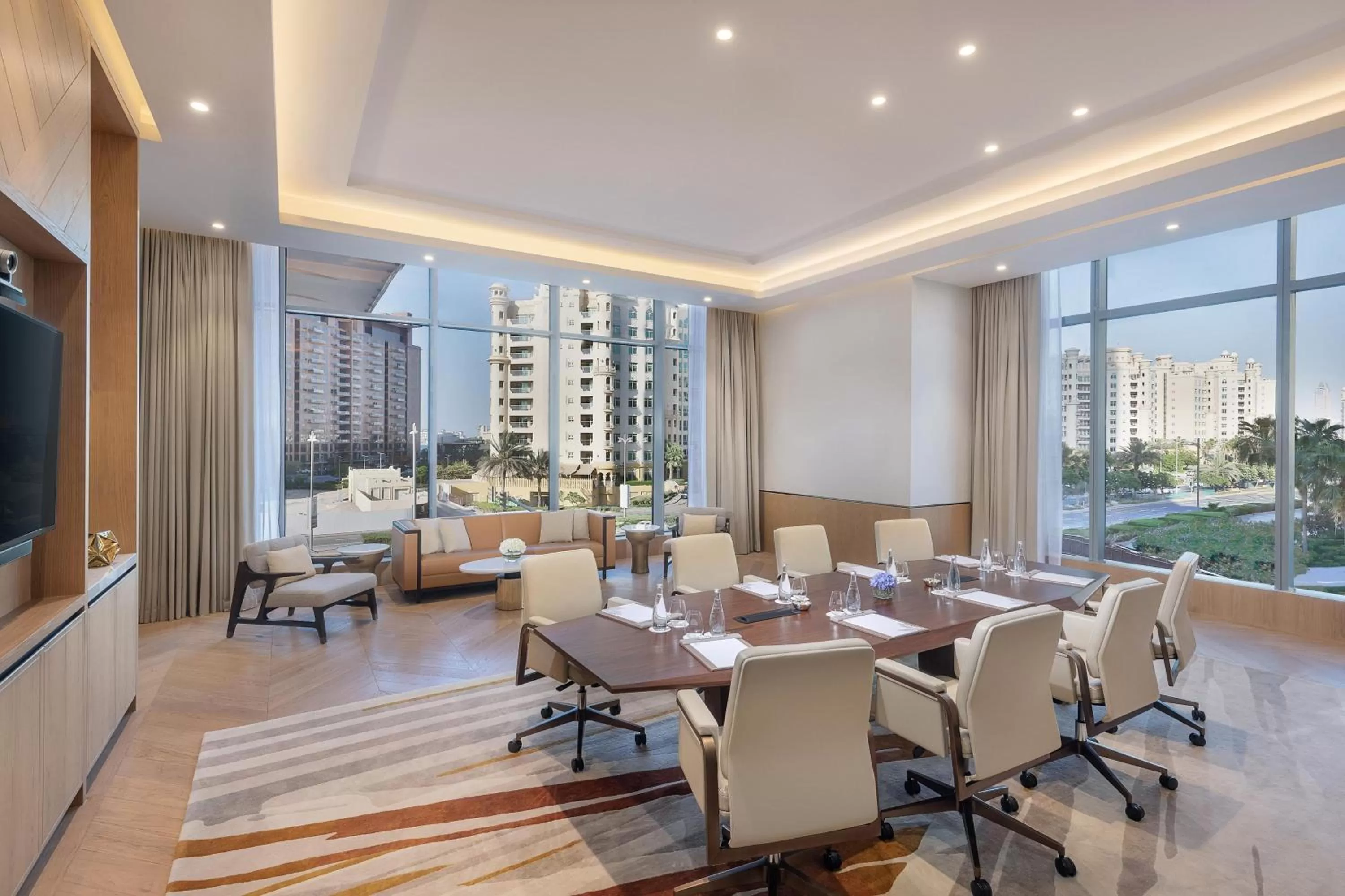 Meeting/conference room in The St. Regis Dubai, The Palm