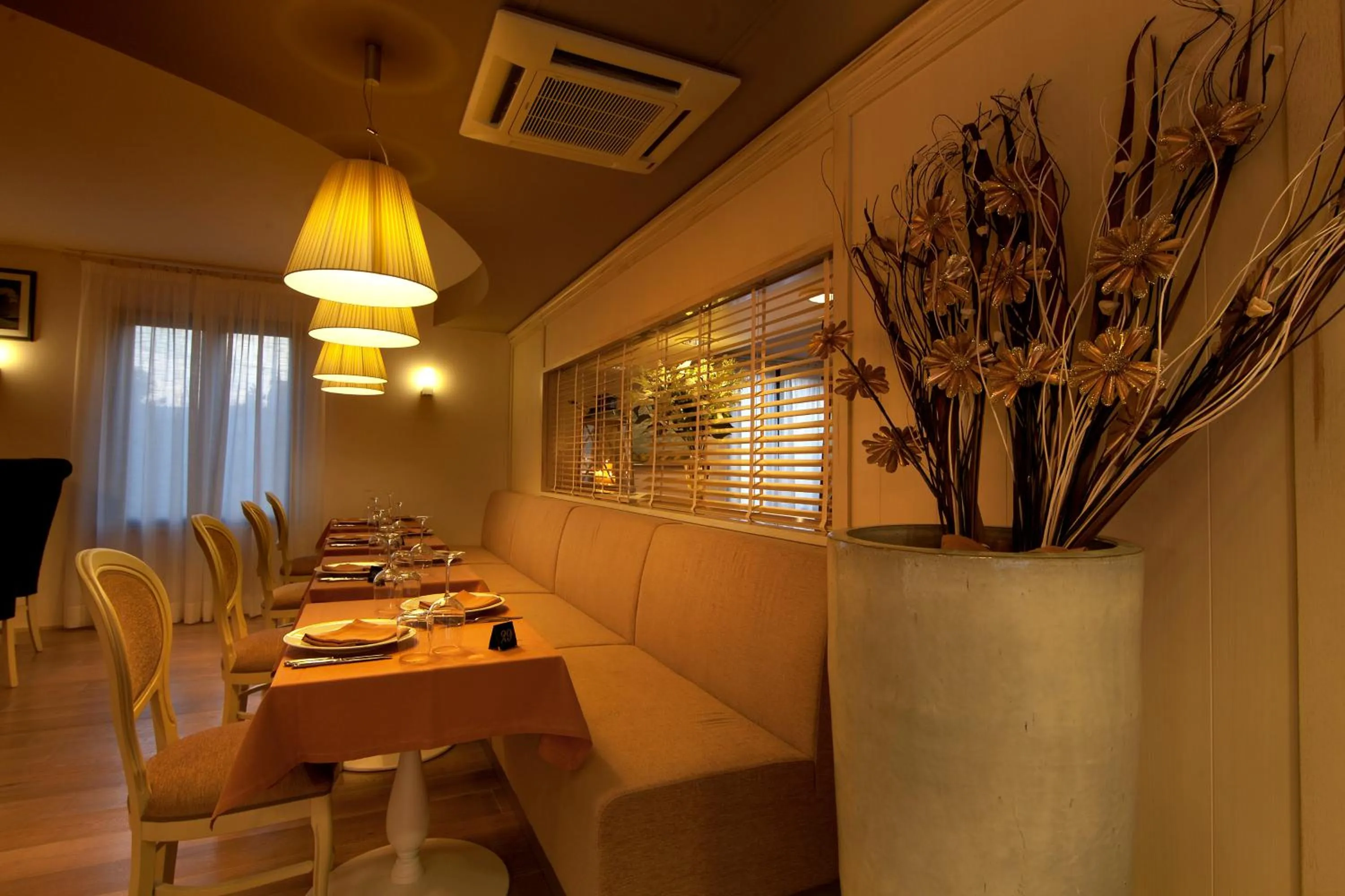 Restaurant/places to eat in Gran Paradiso Hotel Spa