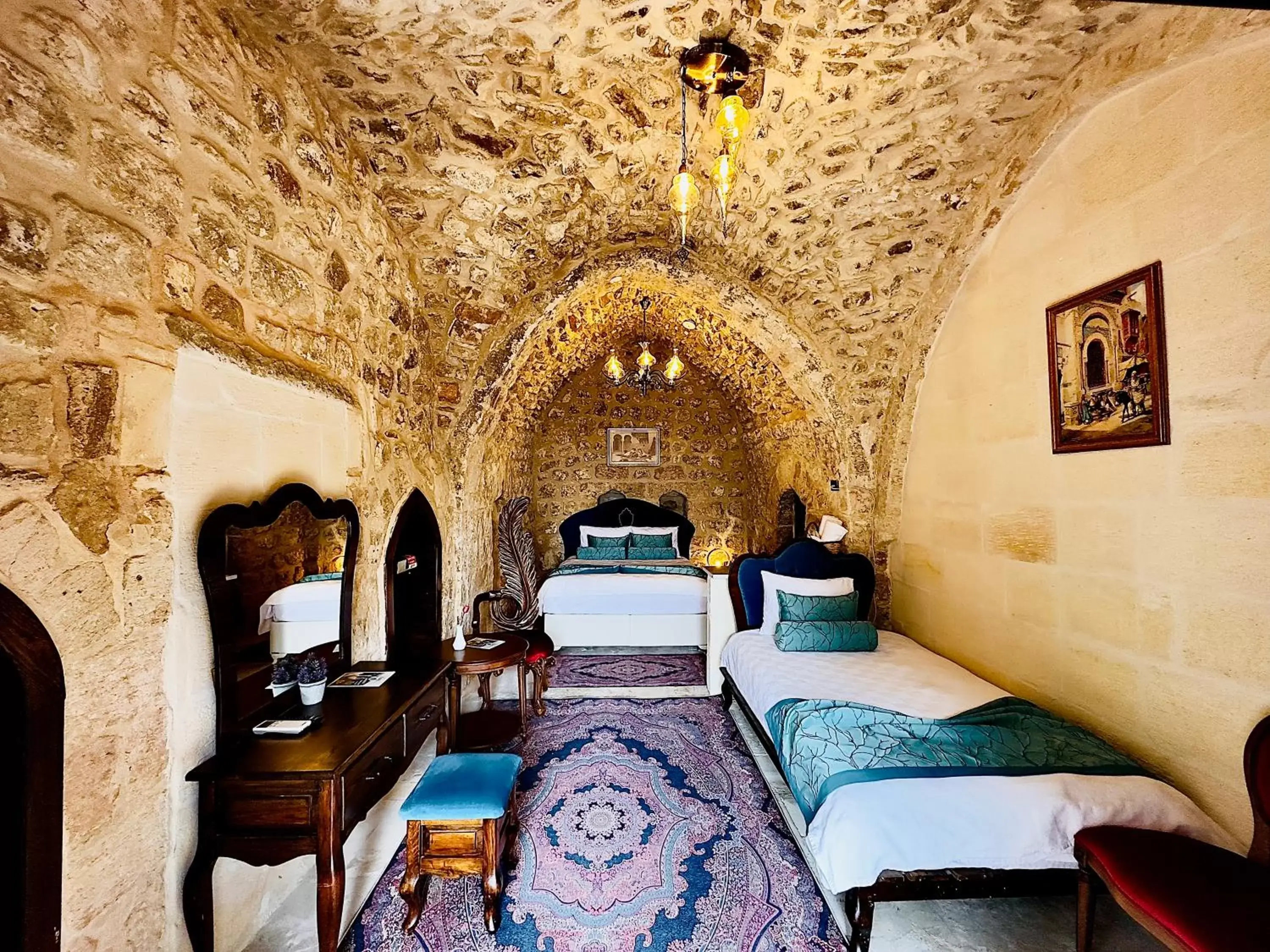 Living room, Bed in Fairouz Konak Otel