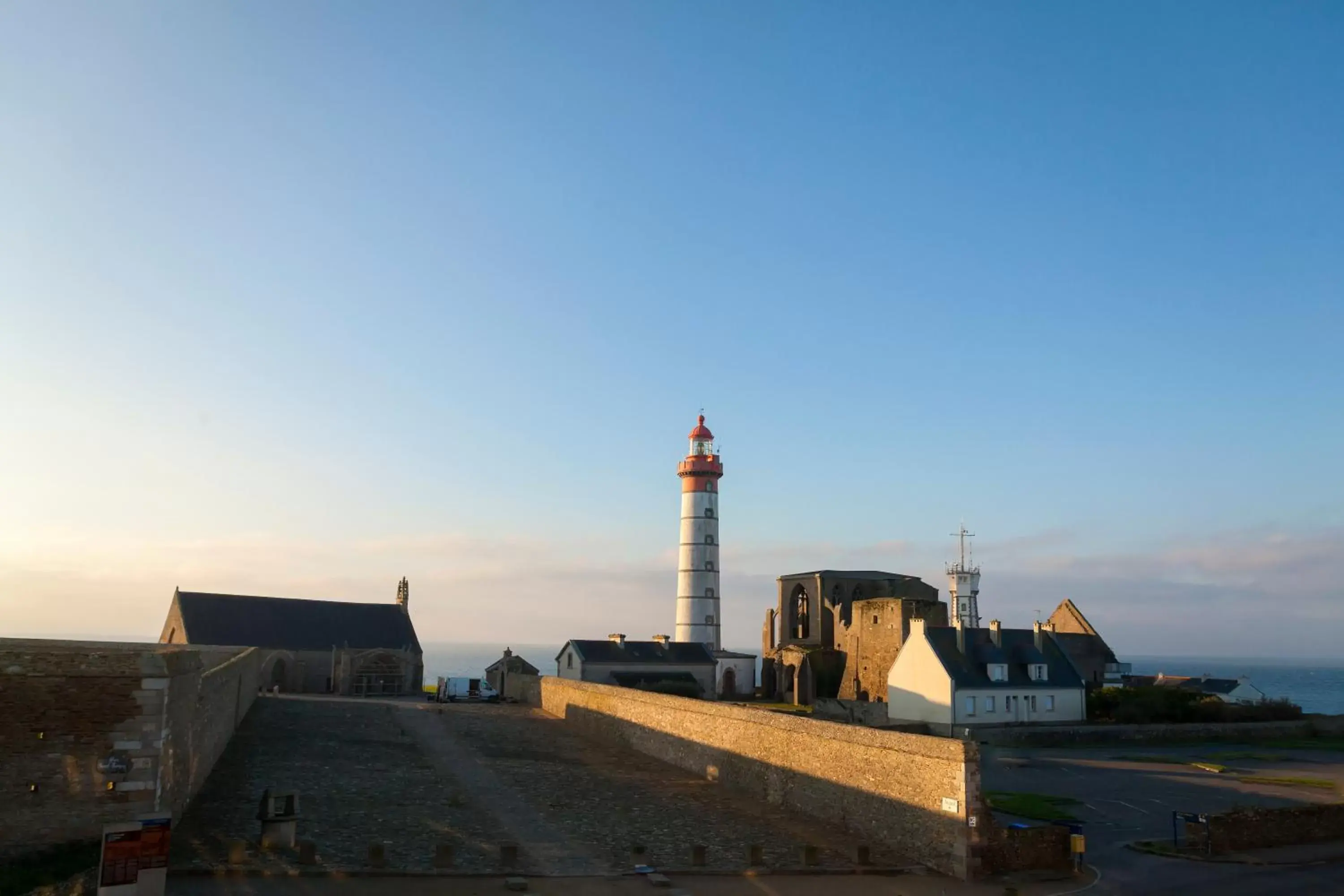 View (from property/room), Sunrise/Sunset in Logis Hôtel Vent d'Iroise