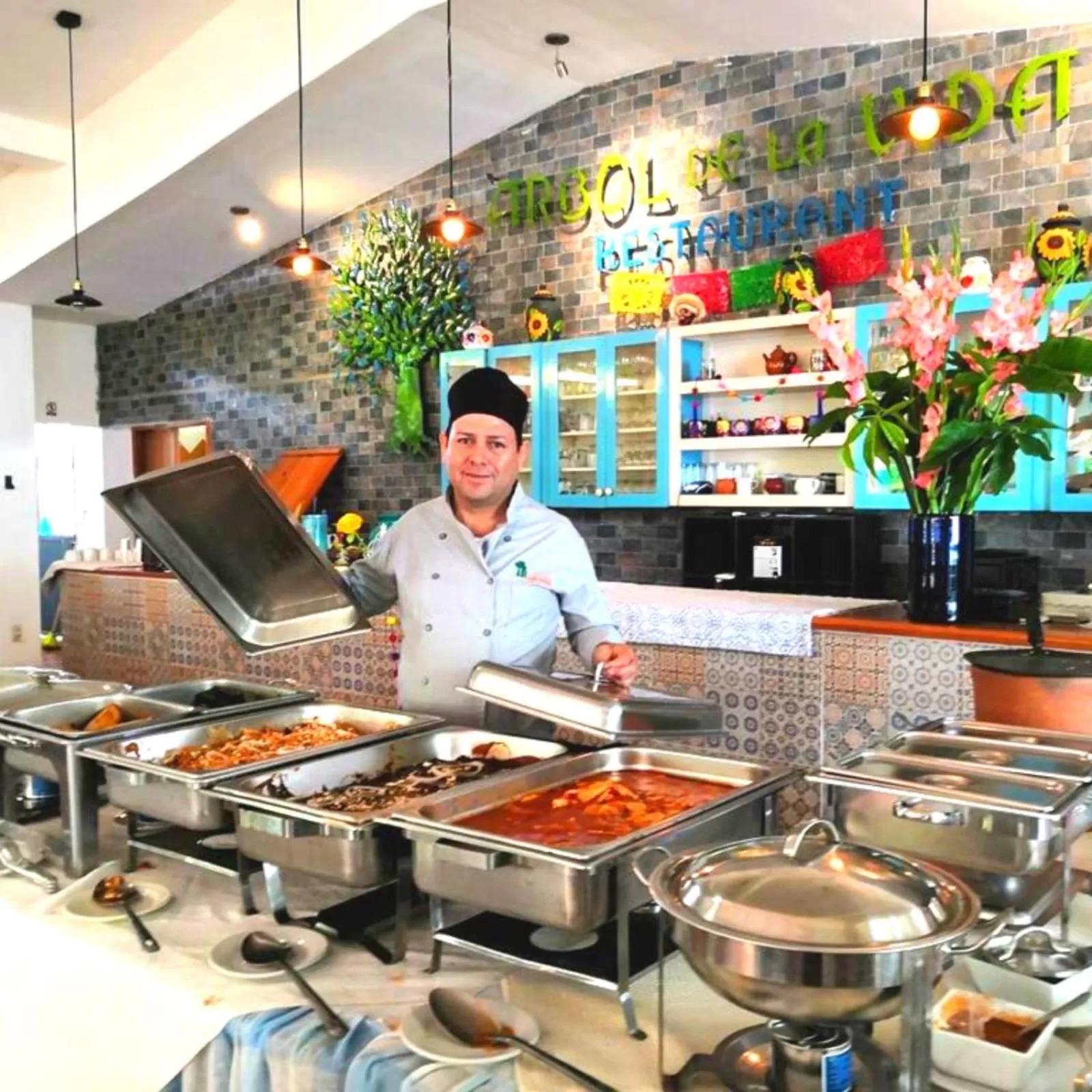 Restaurant/places to eat in Hotel La Ceiba